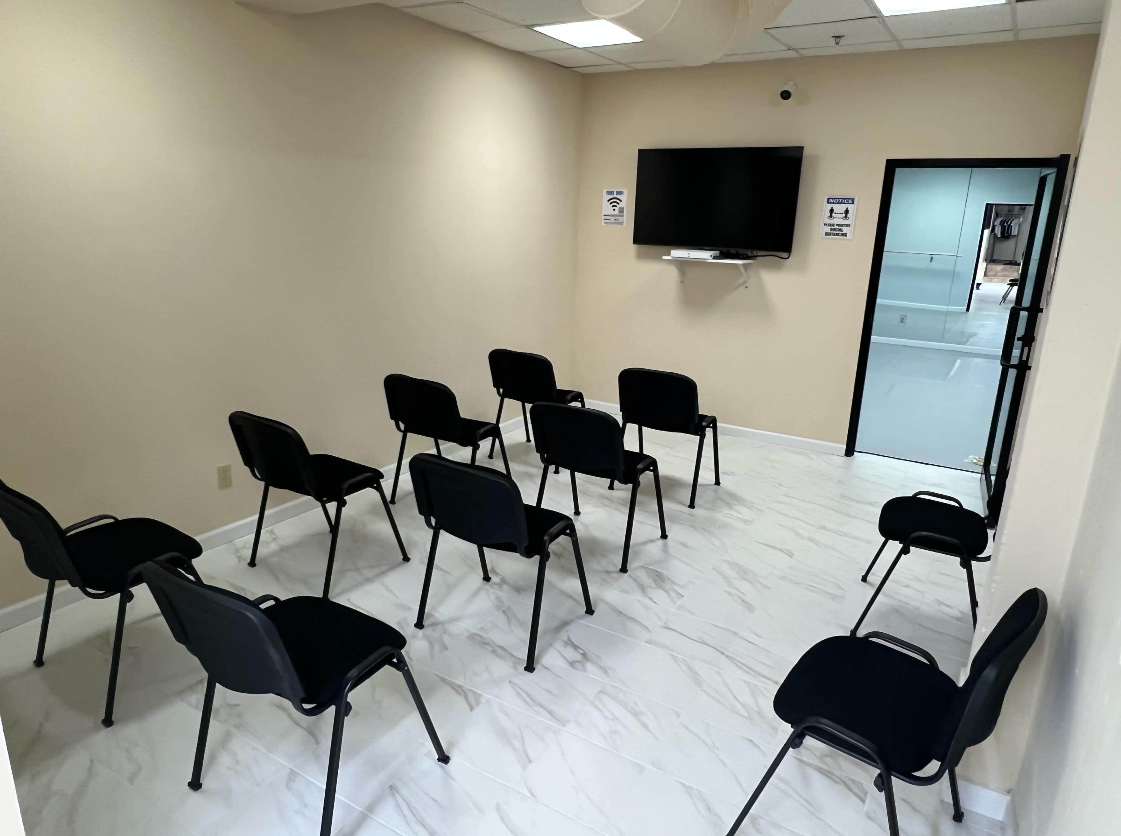 Spacious and Modern Event Space for Parties, Classes, and Gatherings Image in Greenburgh, Elmsford, NY