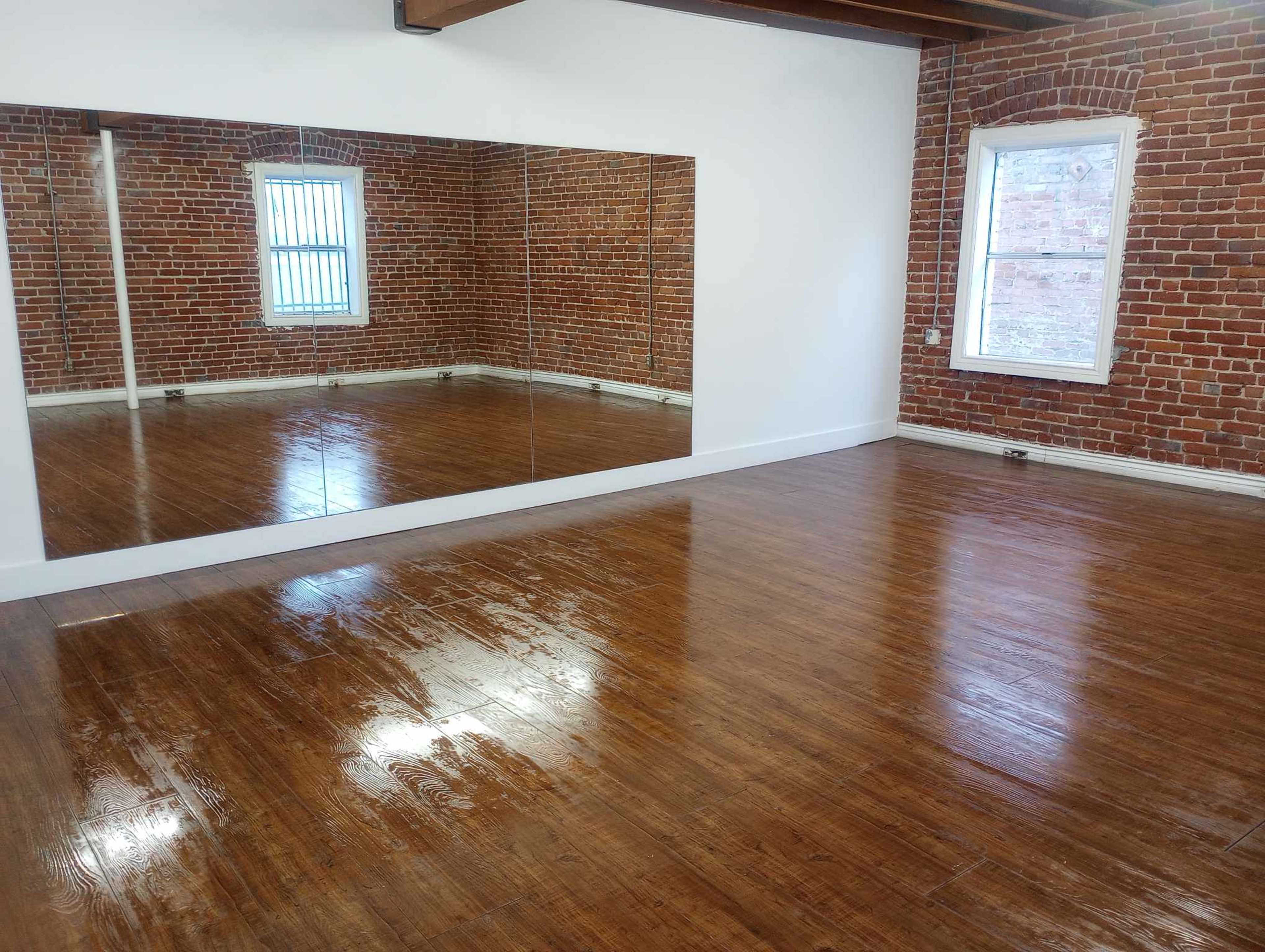 Cheap Dance Room 2 DTLA Image in Central LA, Los Angeles, CA