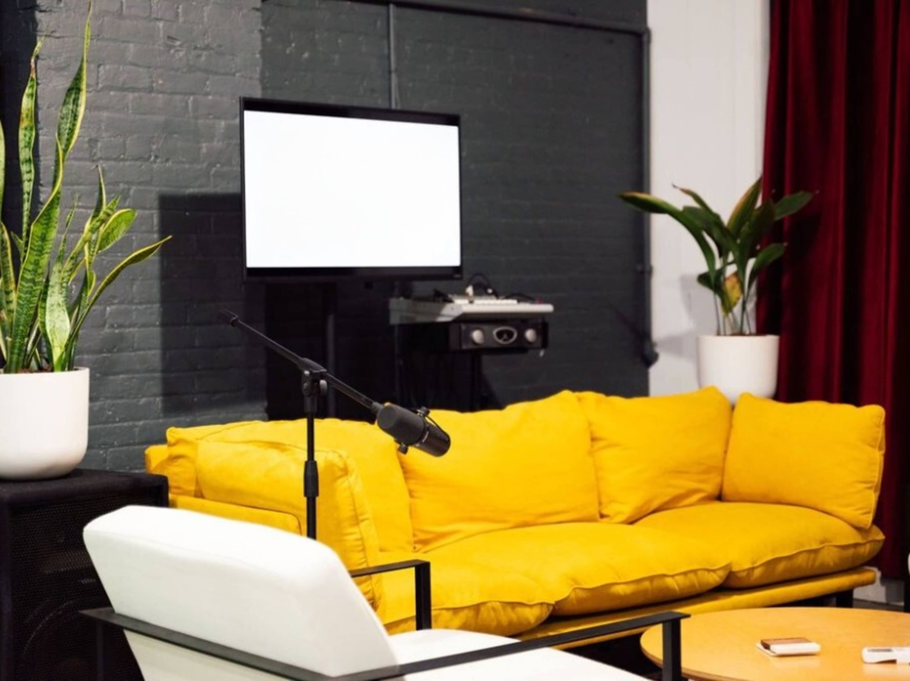 Podcast Studio