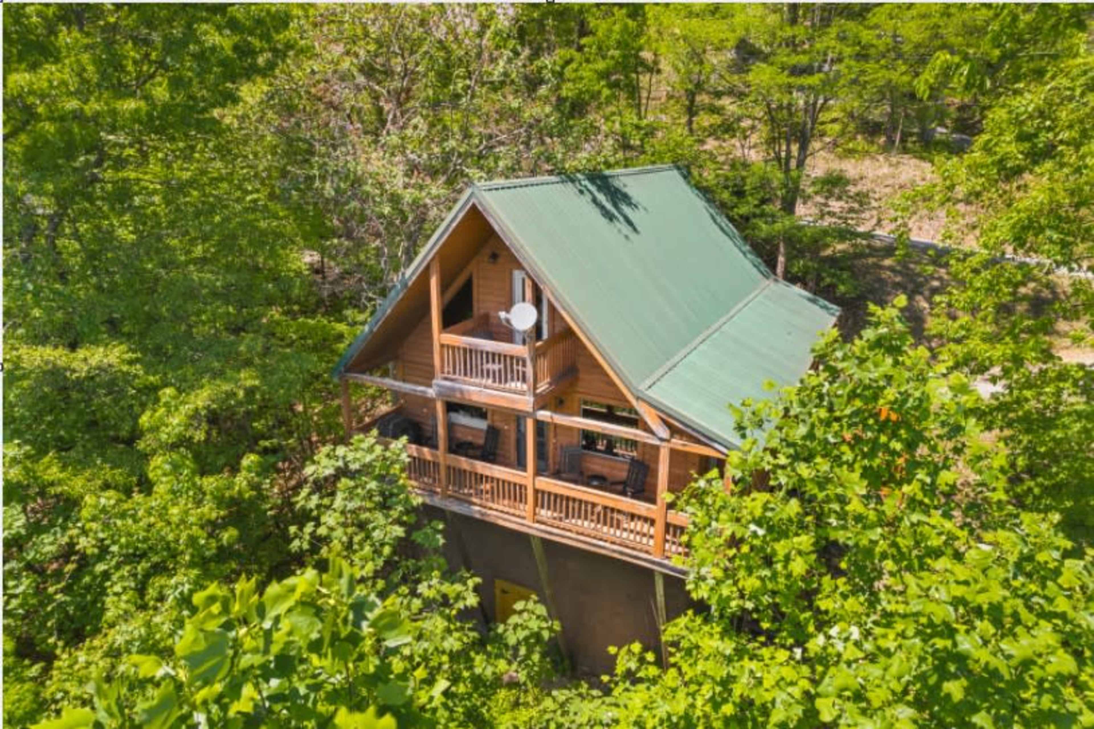 Entire Cabin with a view of the Smoky Mountains Image in , Sevierville, TN