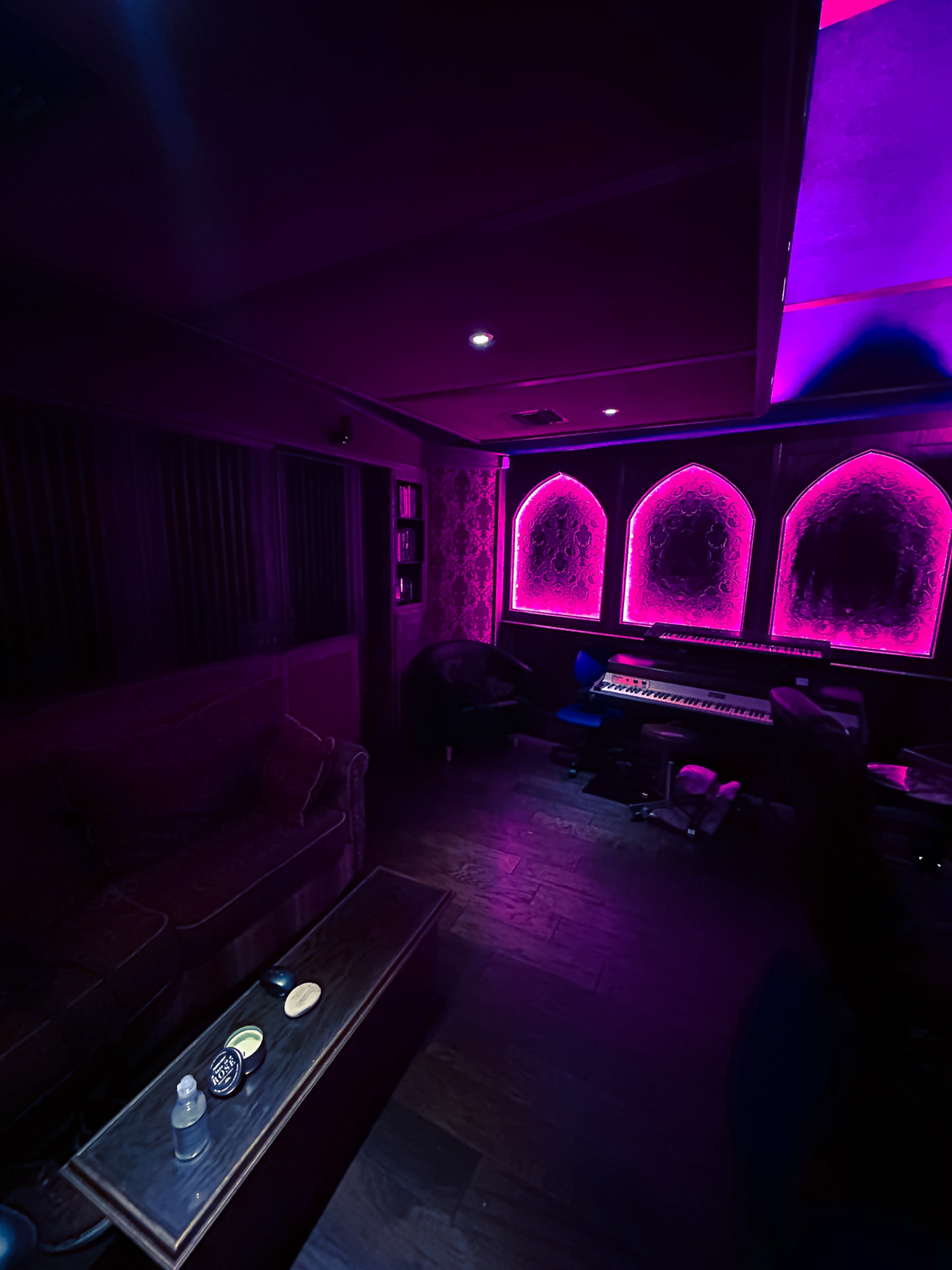 Professional Recording Studio/Photo And Video Shootings Image in Burbank, Burbank, CA