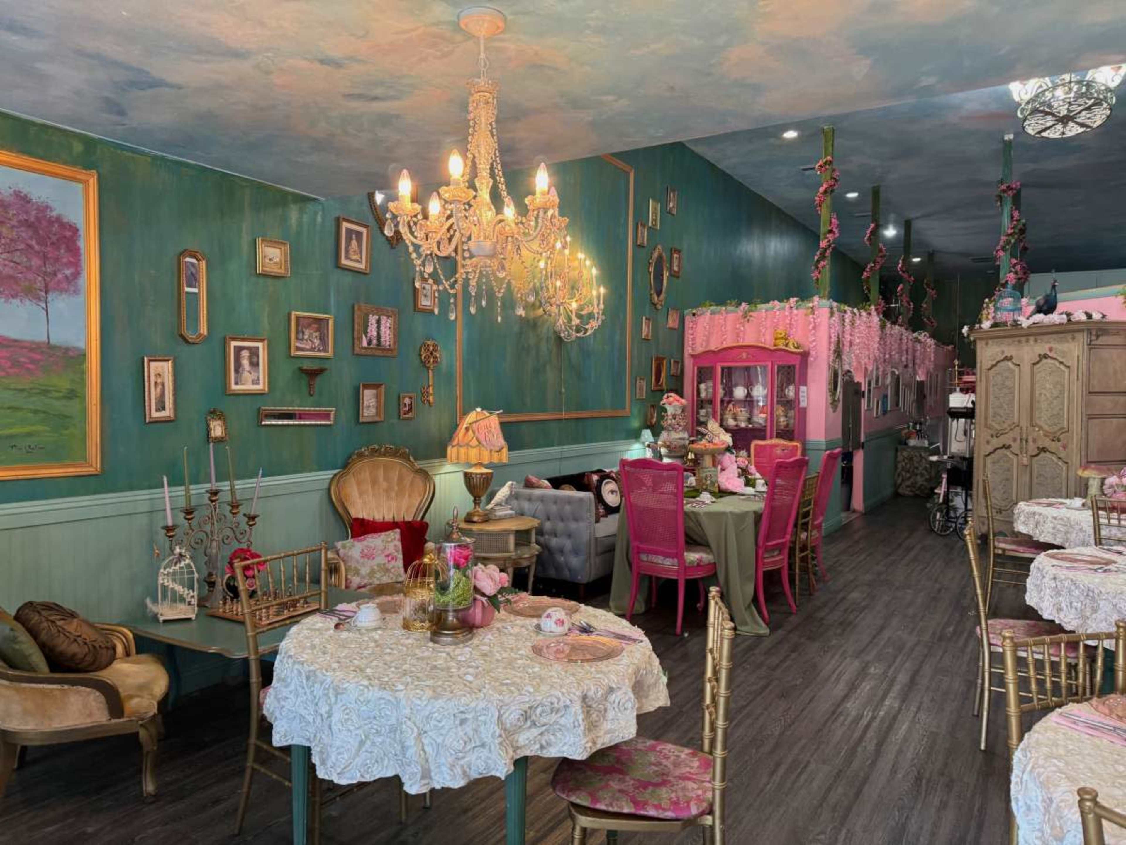 Whimsical Party Room Image in Bixby Knolls, Long Beach, CA