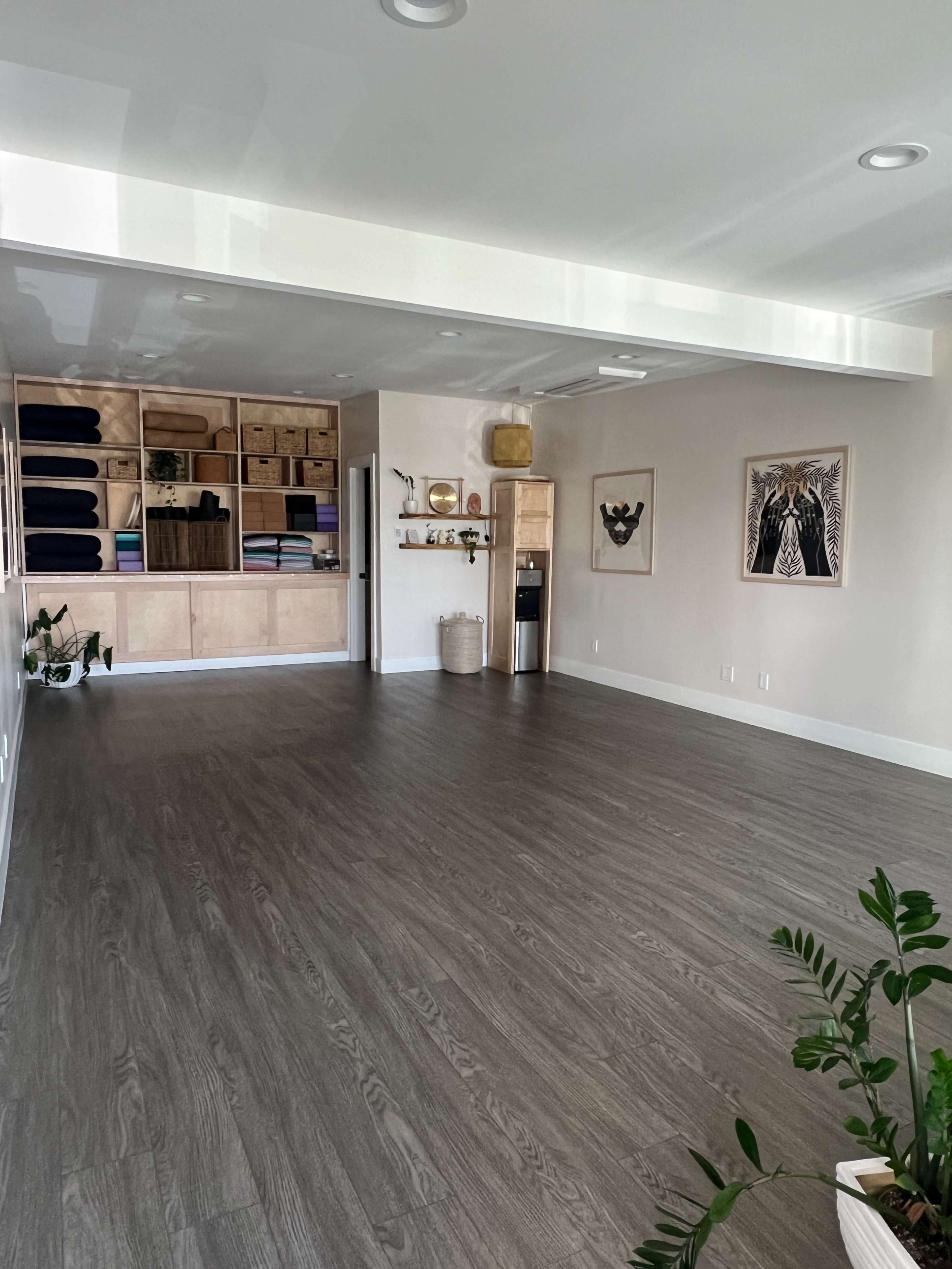 Beautiful Wellness Studio for Yoga, Sound Healing, Group Classes and More! Image in Manhattan Beach, Manhattan Beach, CA