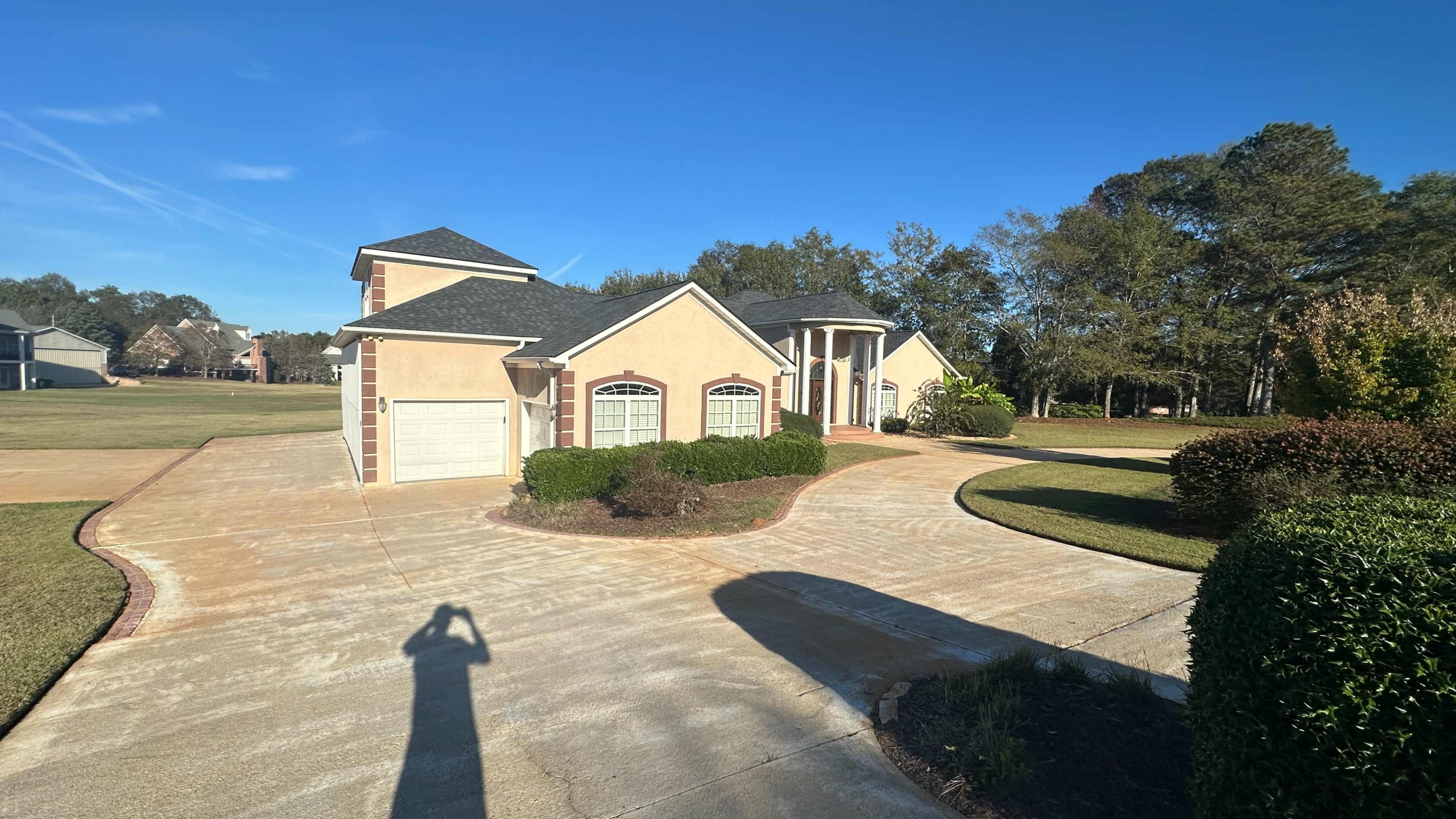 Luxurious Aviation Mansion located on Residential Grass Strip Runway Image in , Locust Grove, GA