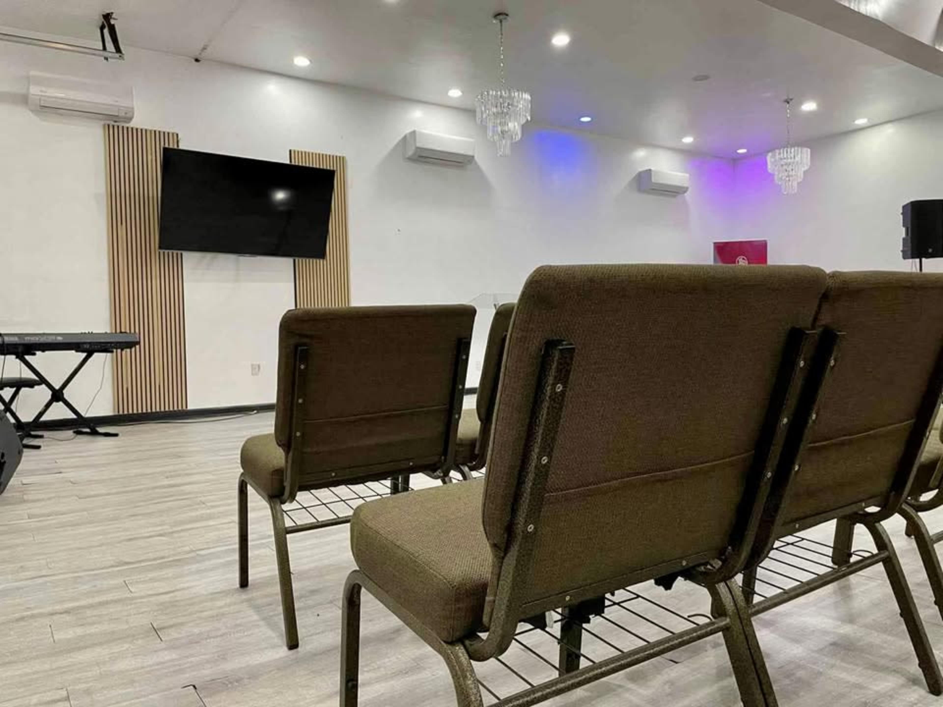 Flexible Space For Meeting Image in Linden, Linden, NJ