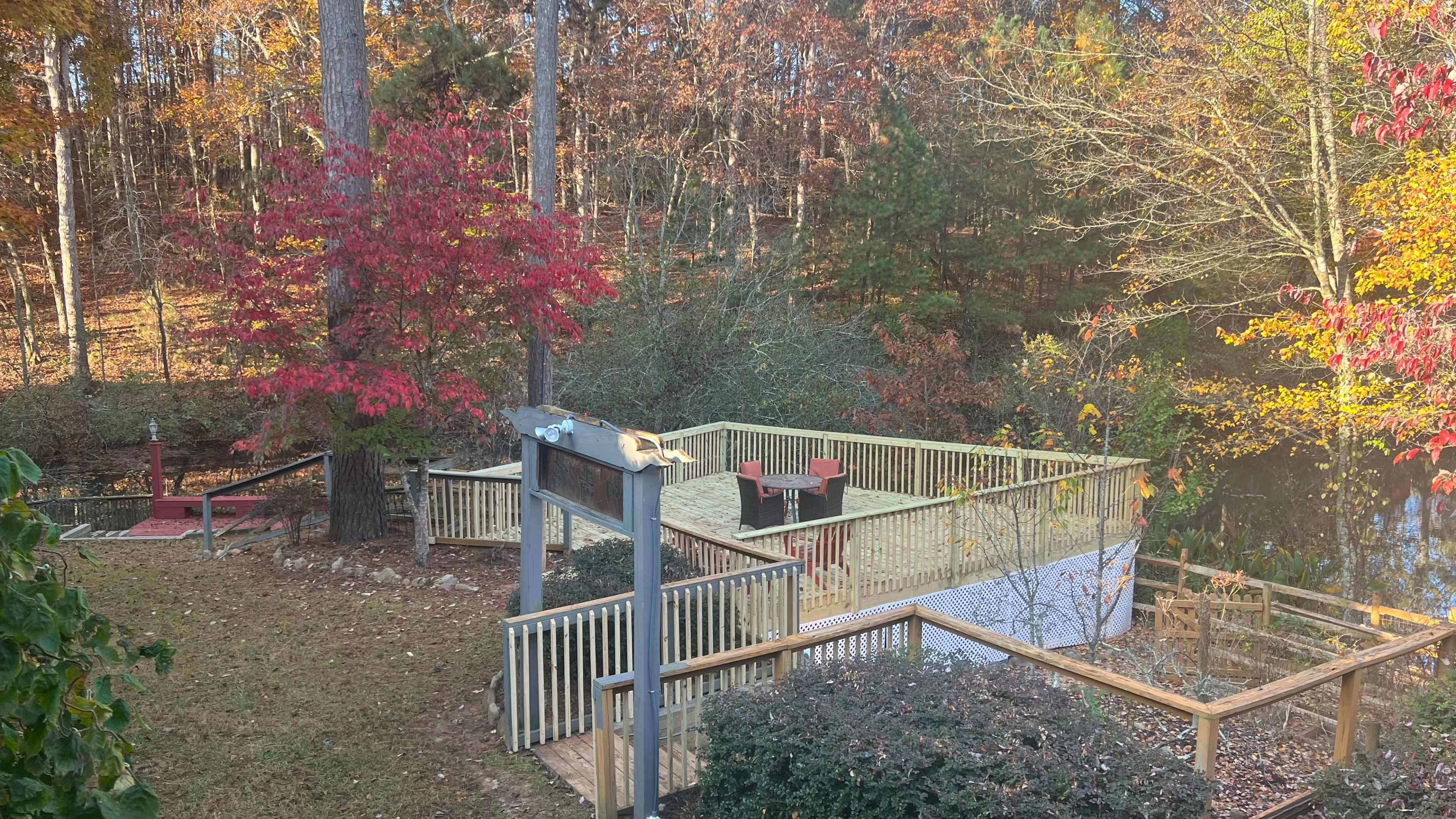 Château on the Lake with Hot Tub. Image in Acworth, Acworth, GA