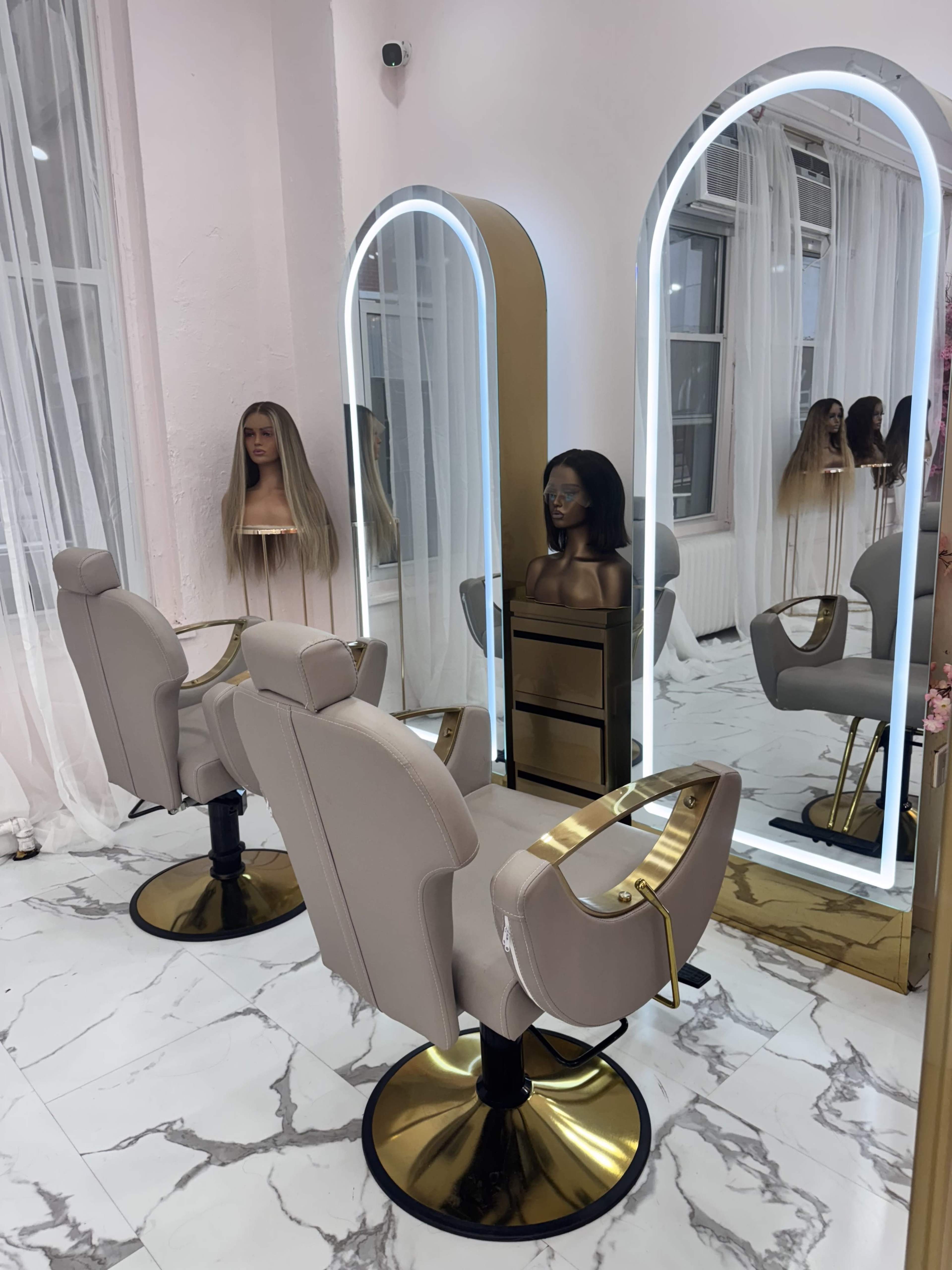 Elegant Pink Venue in Downtown NYC: Ideal for Glam Services & Stylish Events Image in Midtown Manhattan, New York, NY