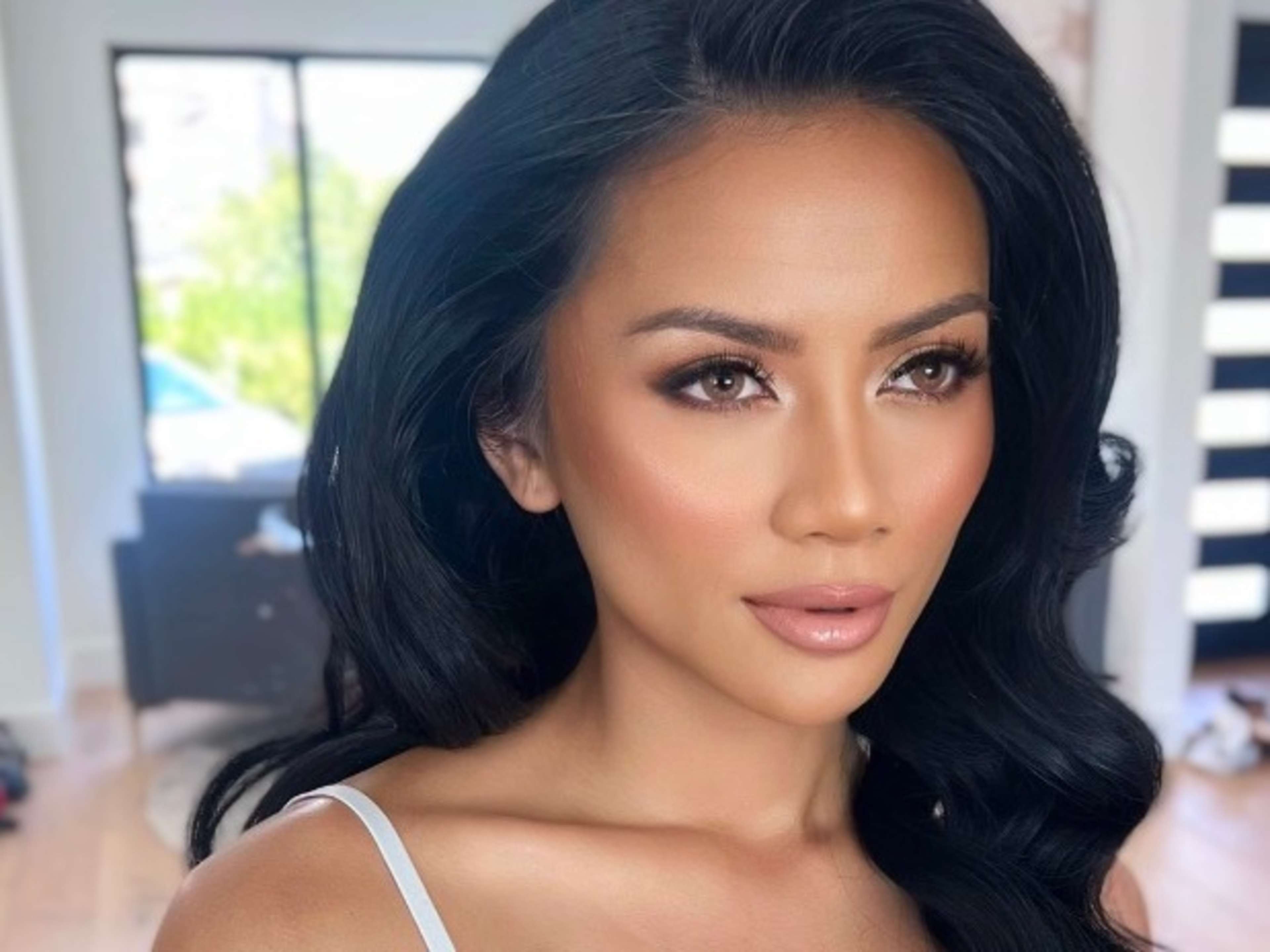 Makeup Artist Service