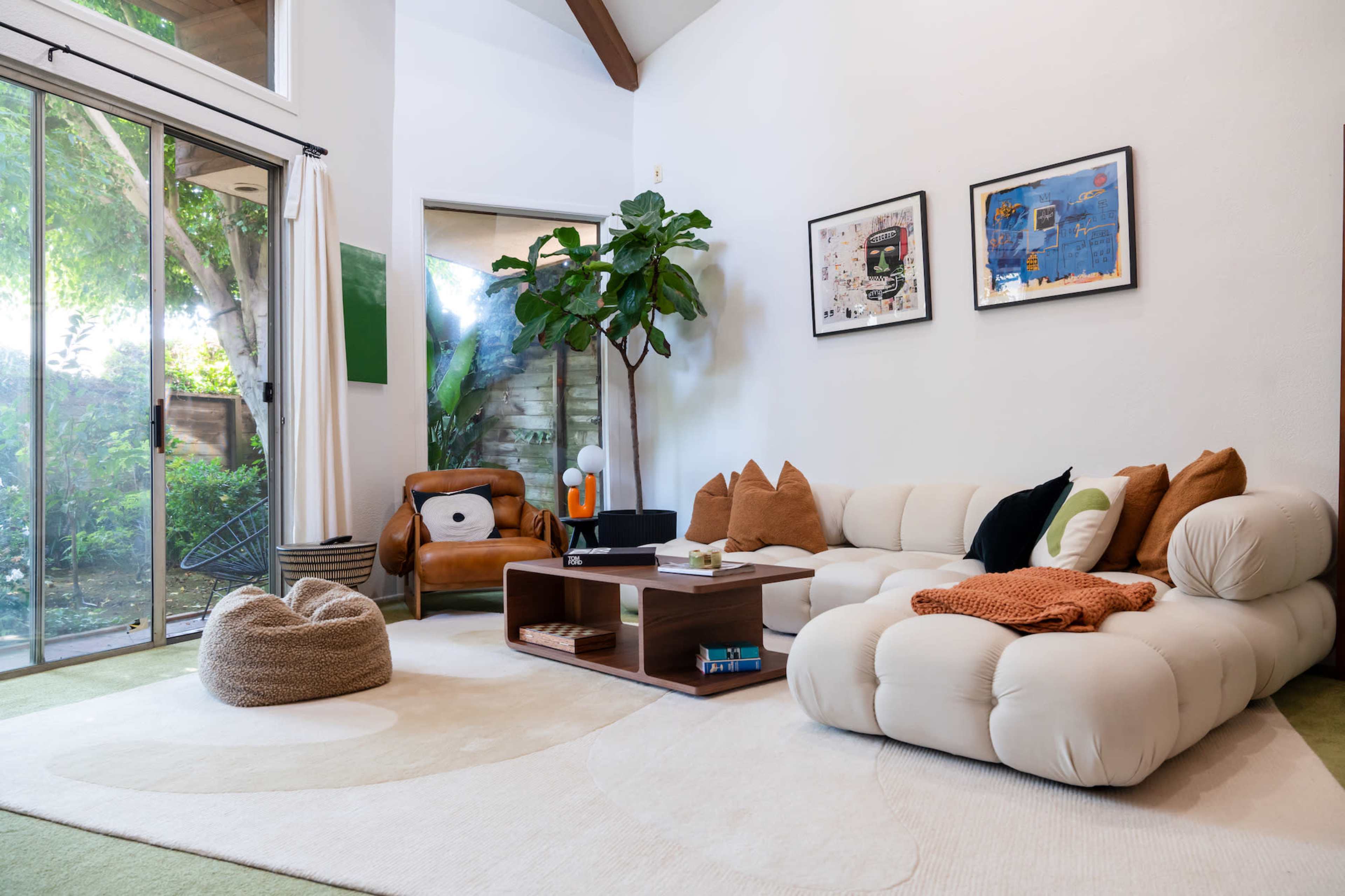 Designer mid-century house in central location Image in Central LA, los angeles, CA
