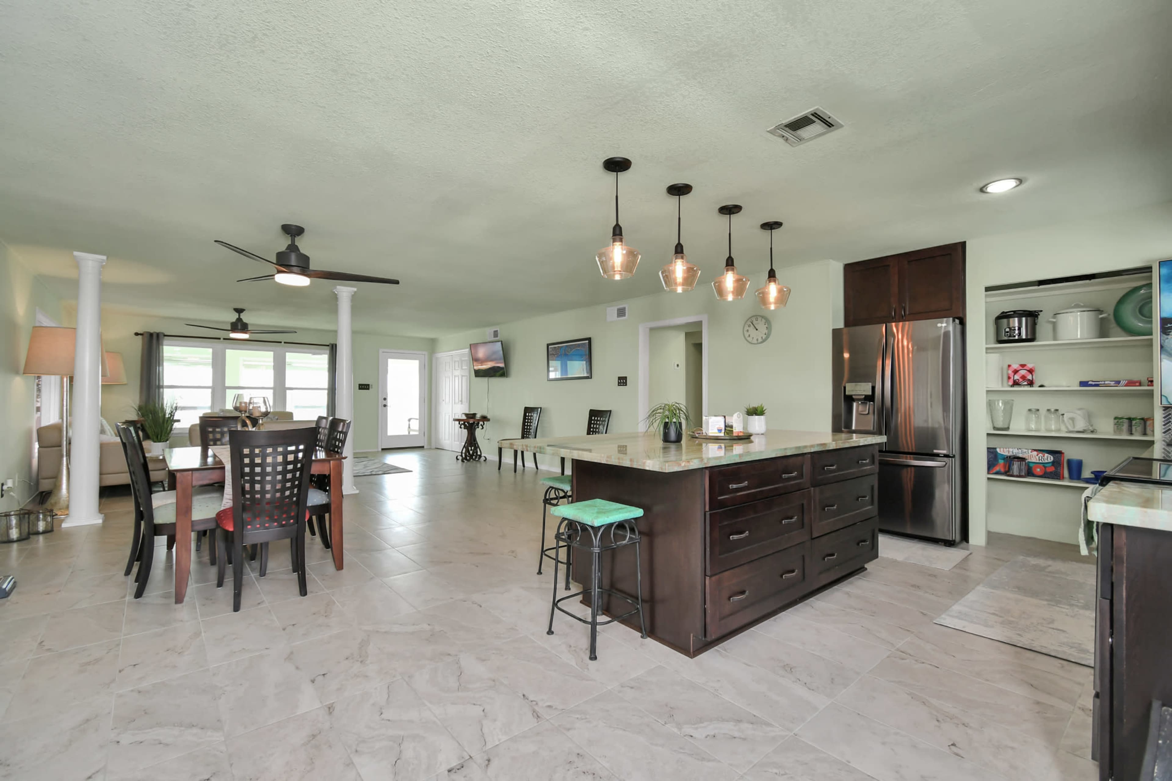 Bayfront Home with Large Backyard and Deck Image in San Leon, San Leon, TX