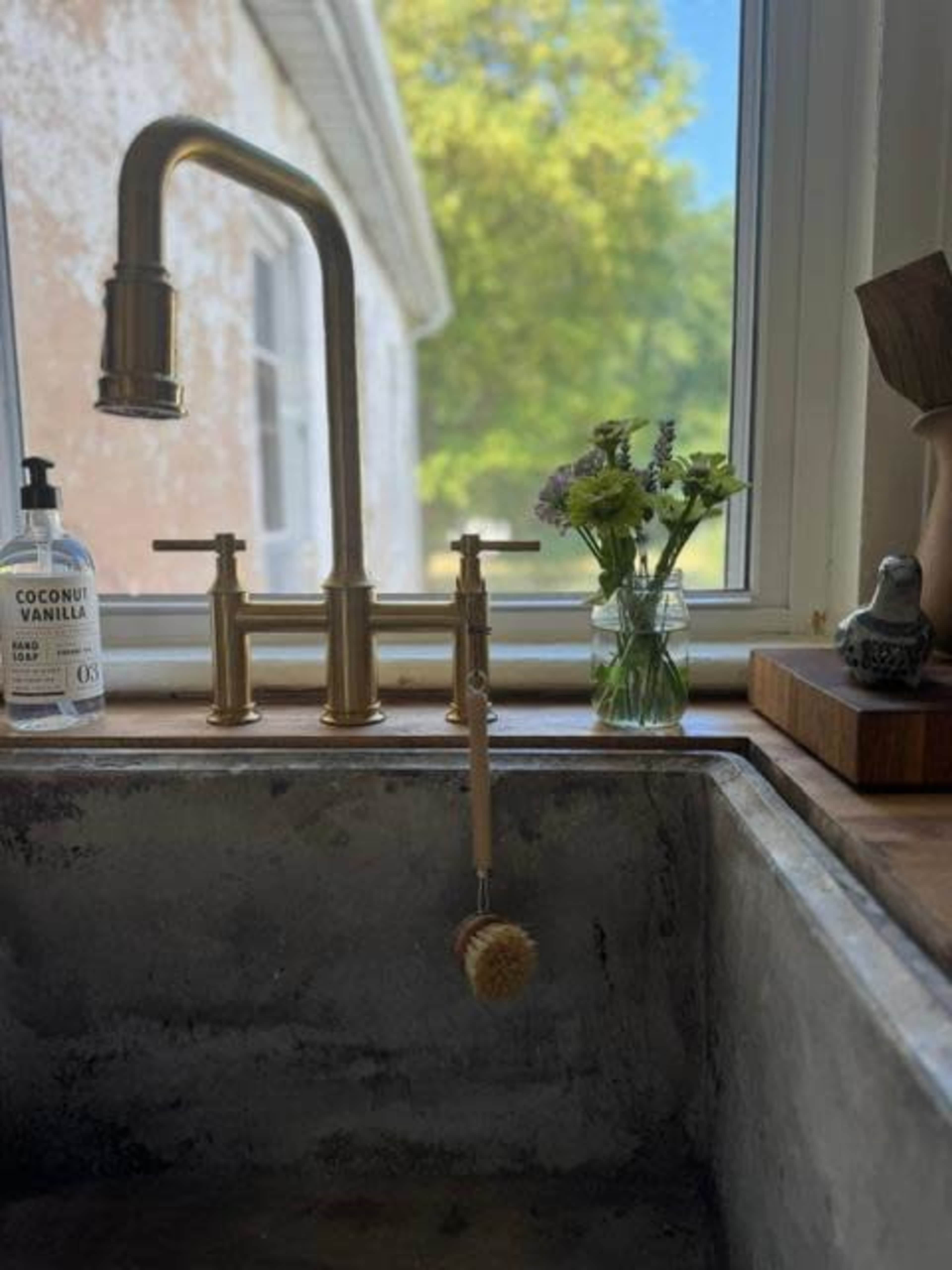 Charming Retreat with Vintage Vibes - Steps to the Erie Canal Image in Albion, Albion, NY