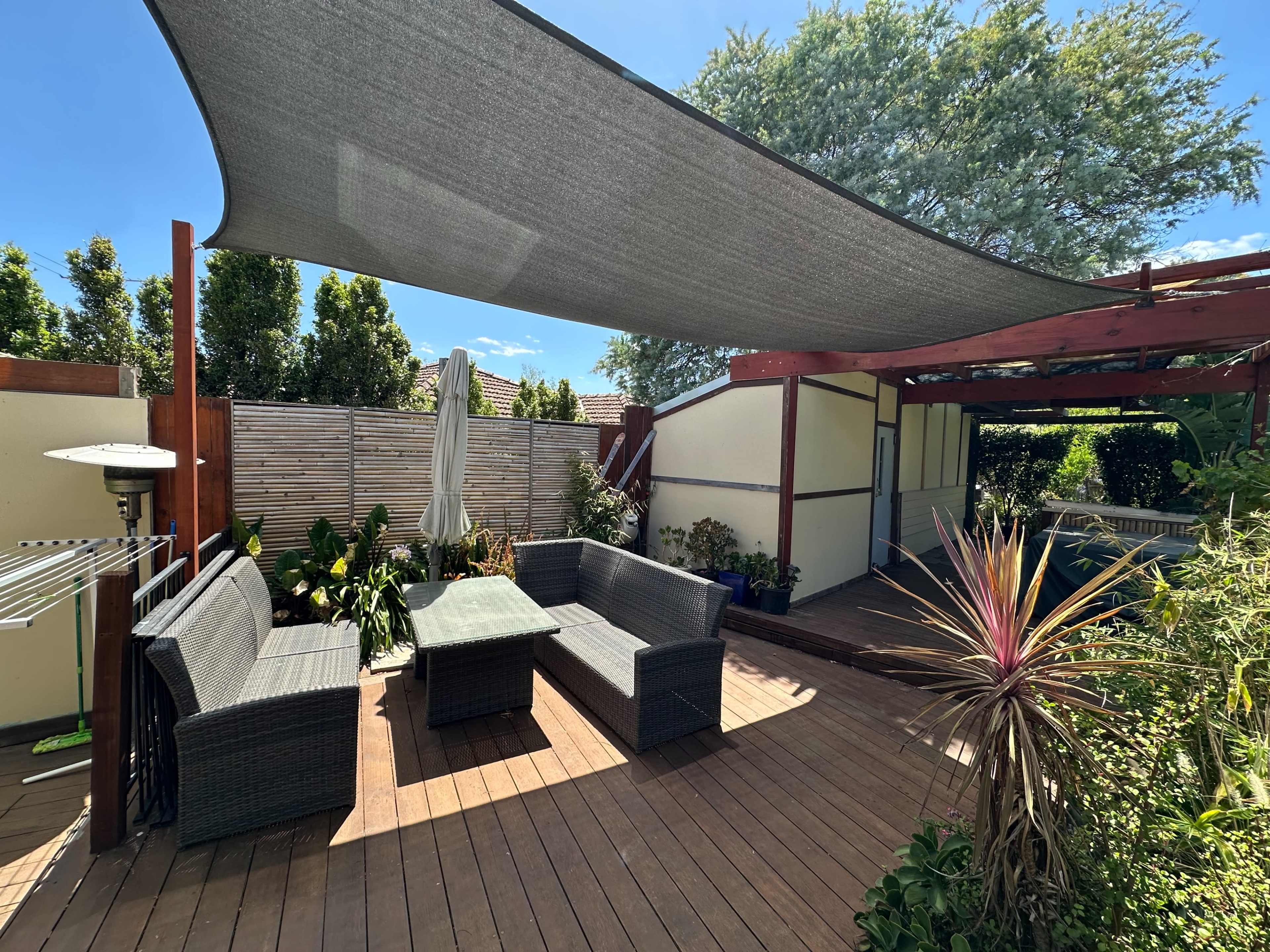 Spacious Indoor Pool Venue with Private Tennis Court for kids& families gatherings Image in Balwyn North, bawlyn north
