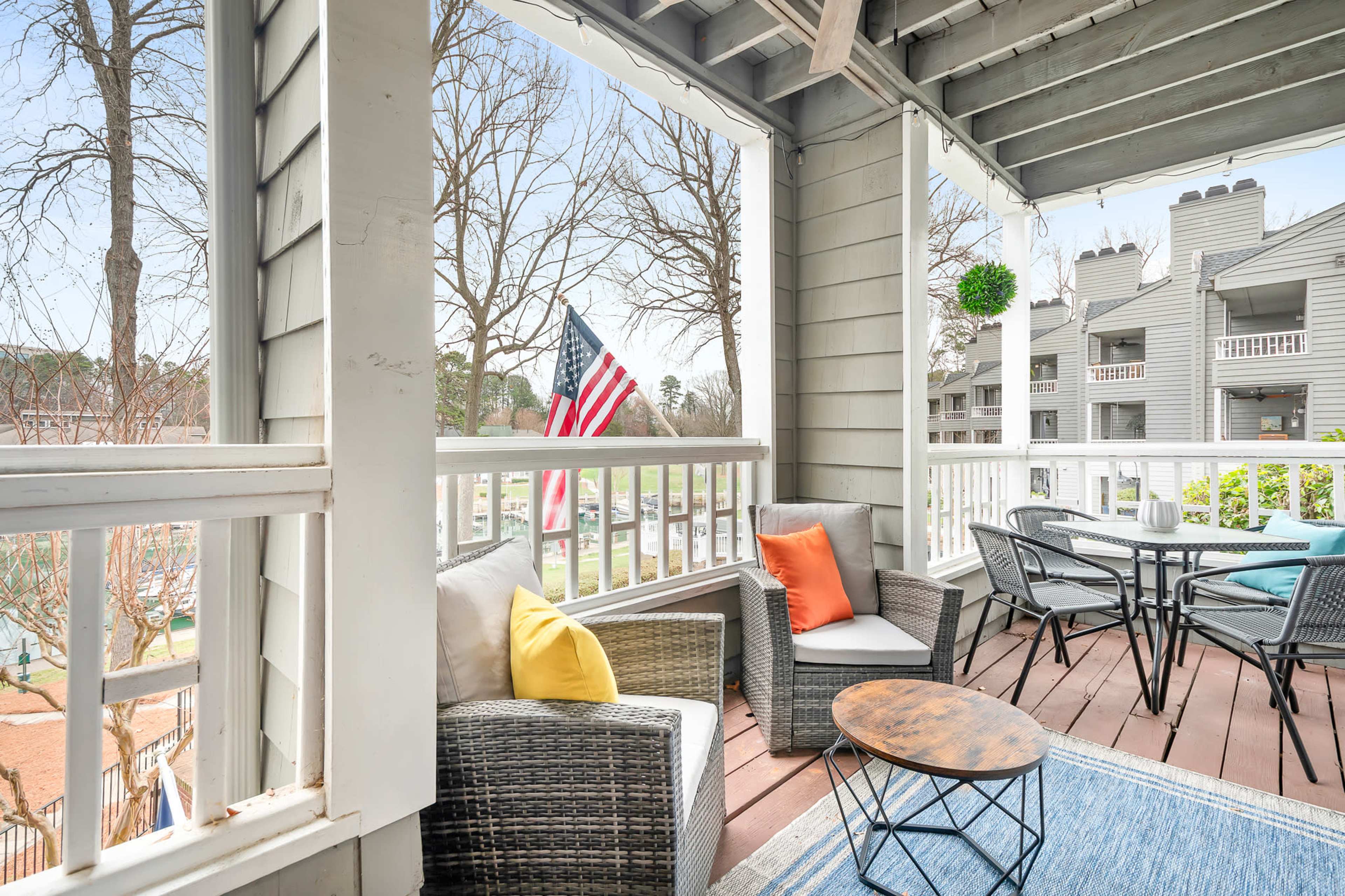 Lake front 2 bedroom condo Image in Davidson, Davidson, NC