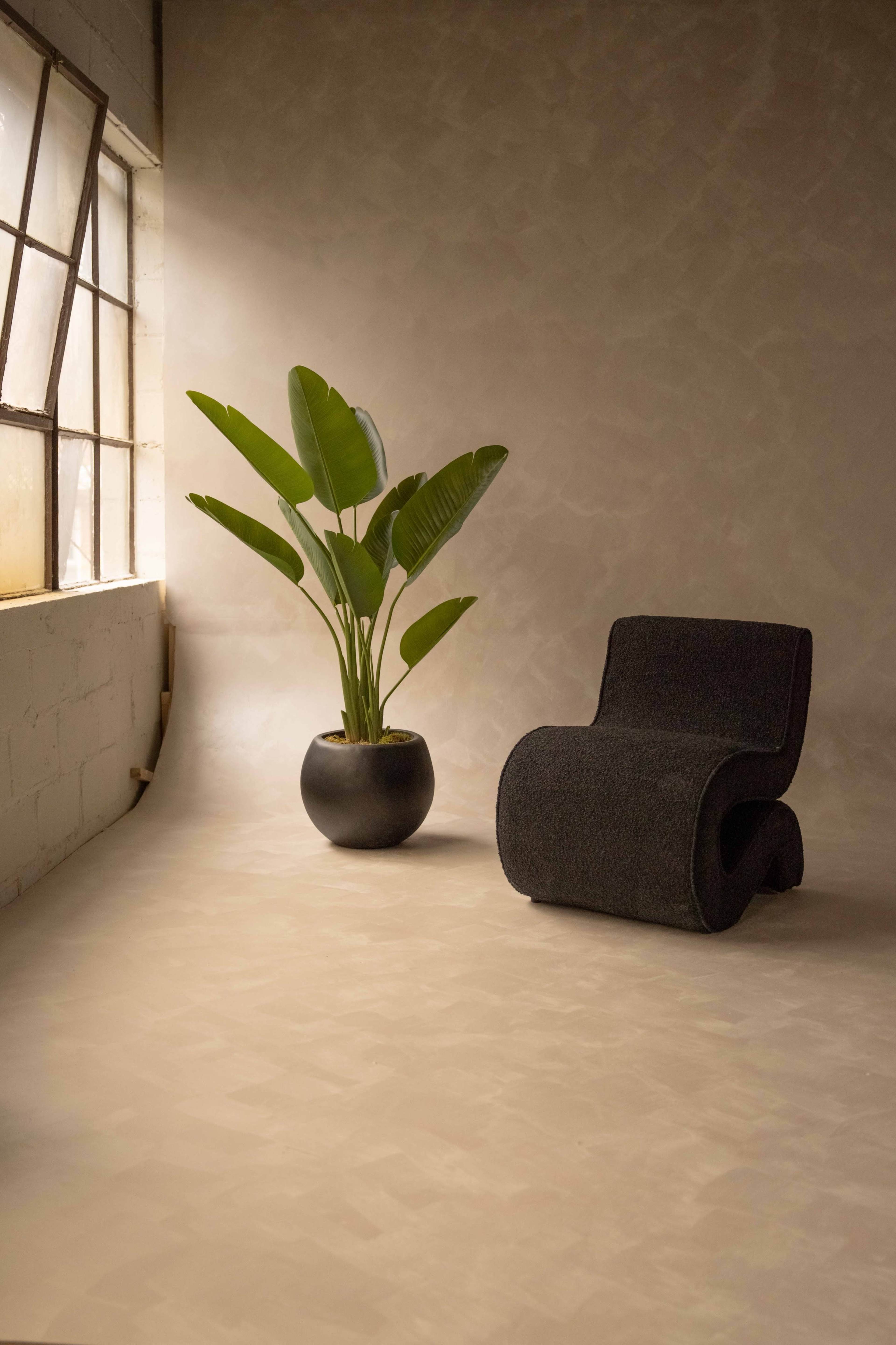 Industiral, loft, photo studio, designed set, cyc wall, lounge, hardwood floor, exposed brick, downtown, podcast, queen west, open spcace Image in Niagara, Toronto, ON