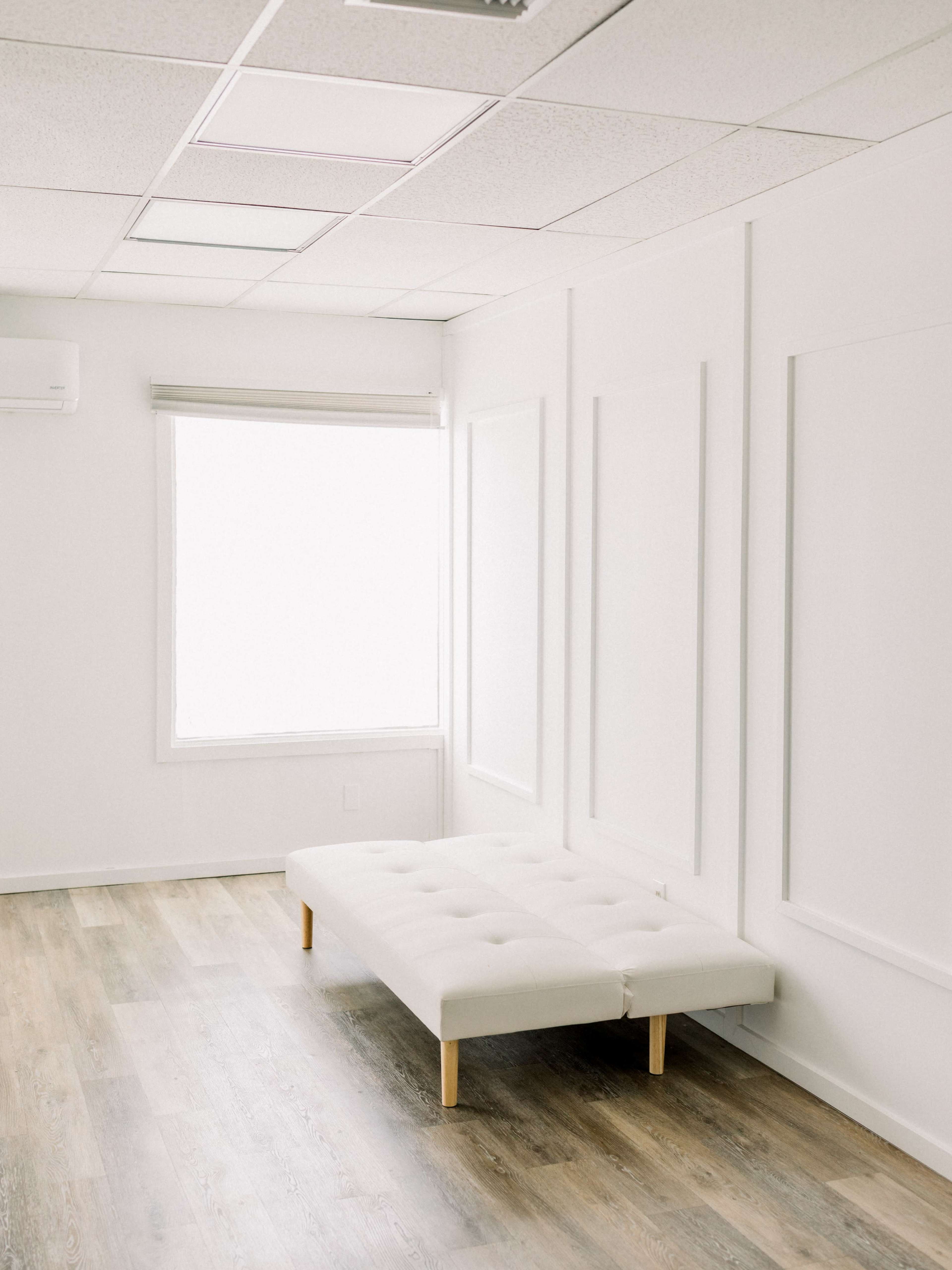 Intimate Natural Light Studio Image in Lake Forest, Lake Forest, CA