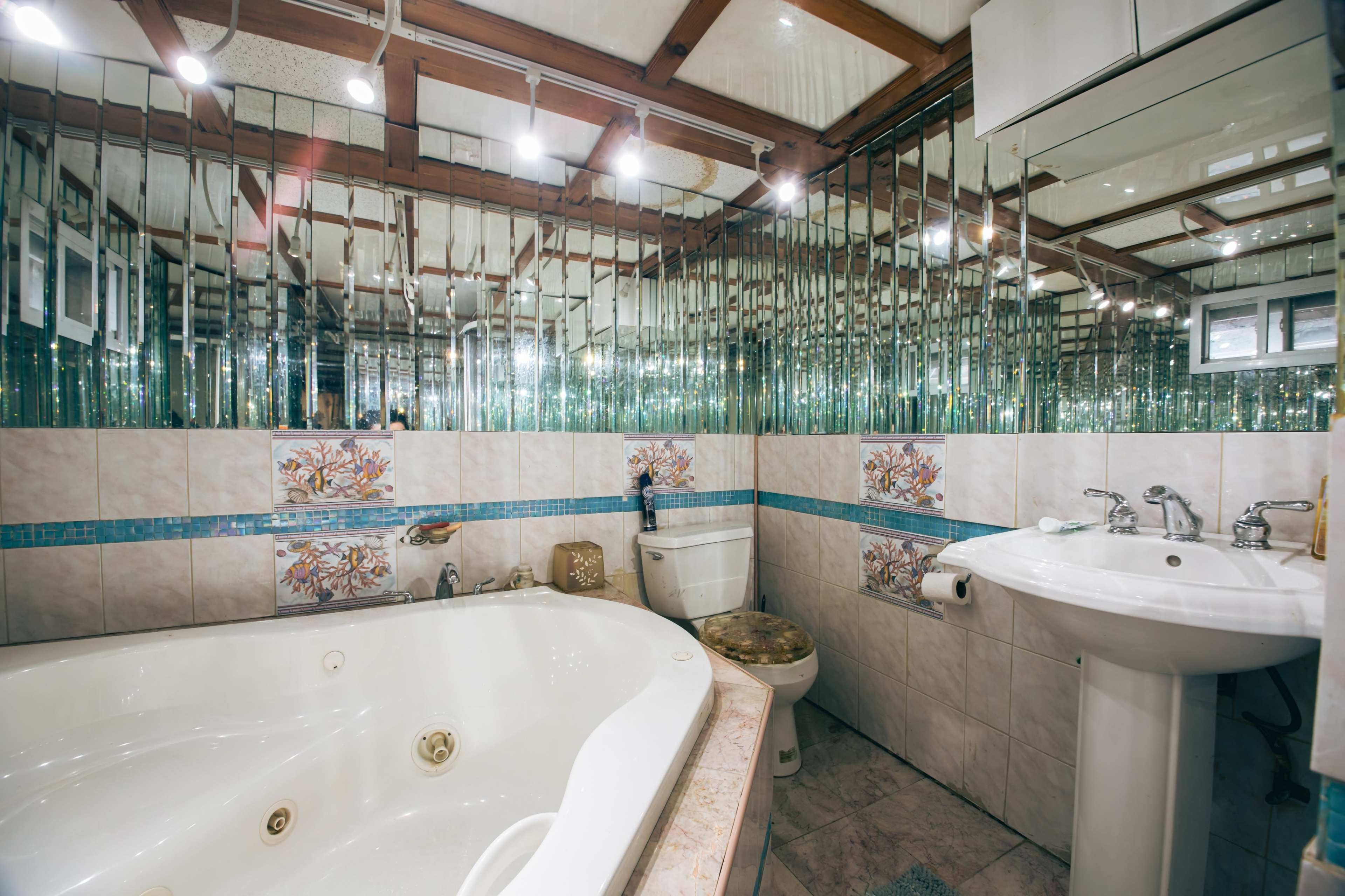 Vintage Loft with Exposed Wooden Beams Image in Jamaica, Jamaica, NY