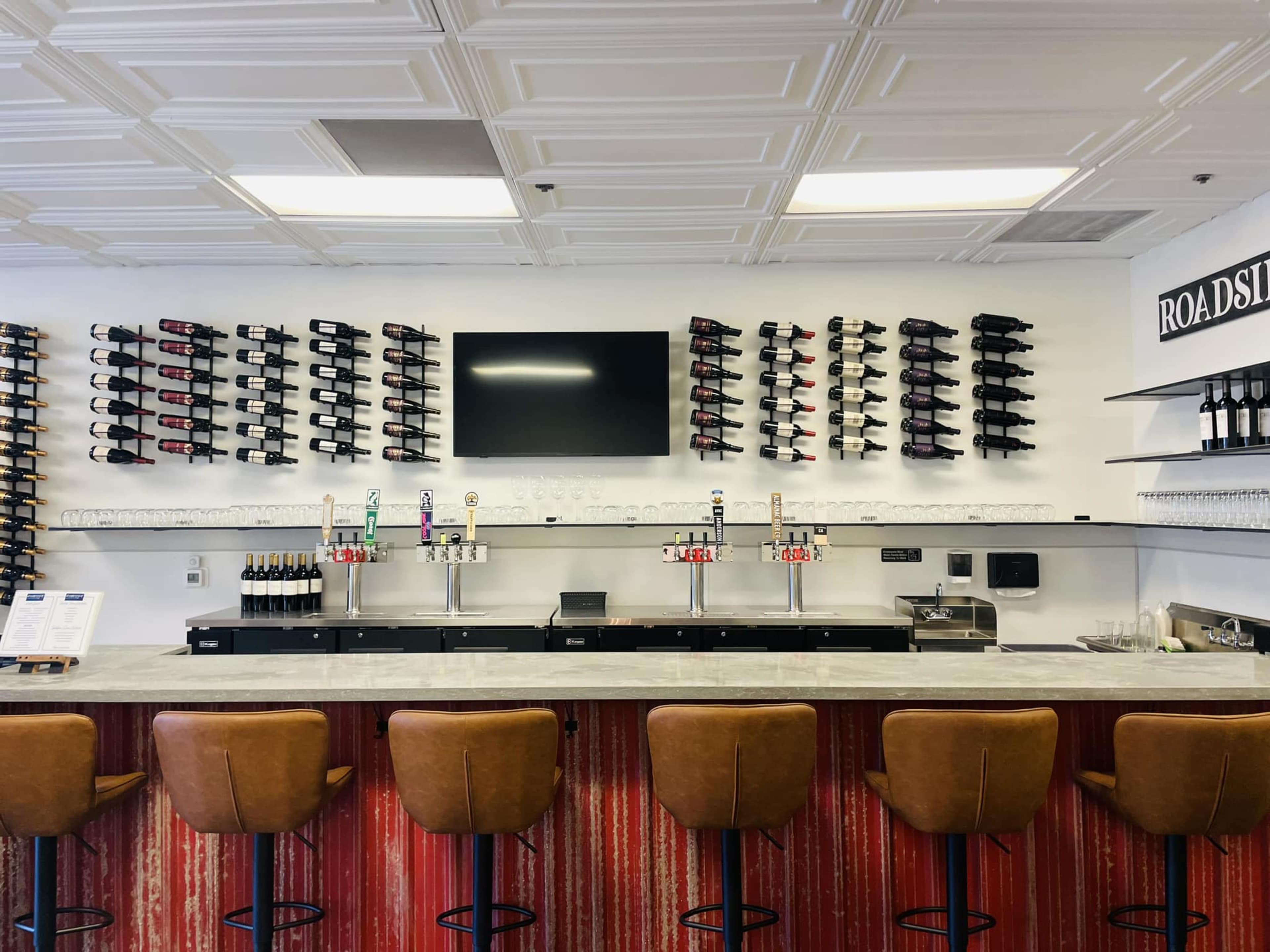 Neighborhood bar perfect for meeting and events Image in Clayton, Clayton, CA