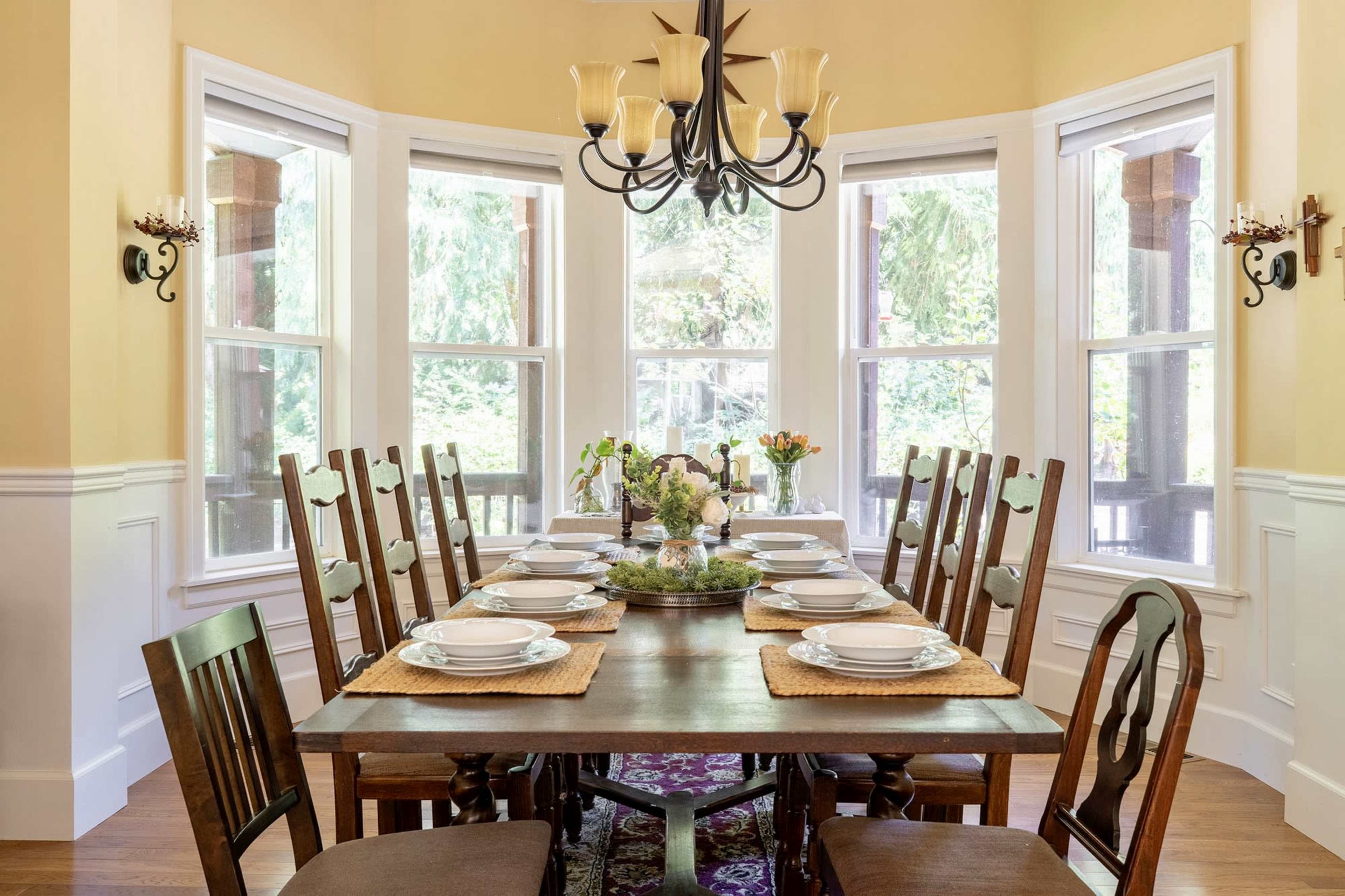 Redmond Hill Chalet Image in Union Hill-Novelty Hill, Redmond, WA