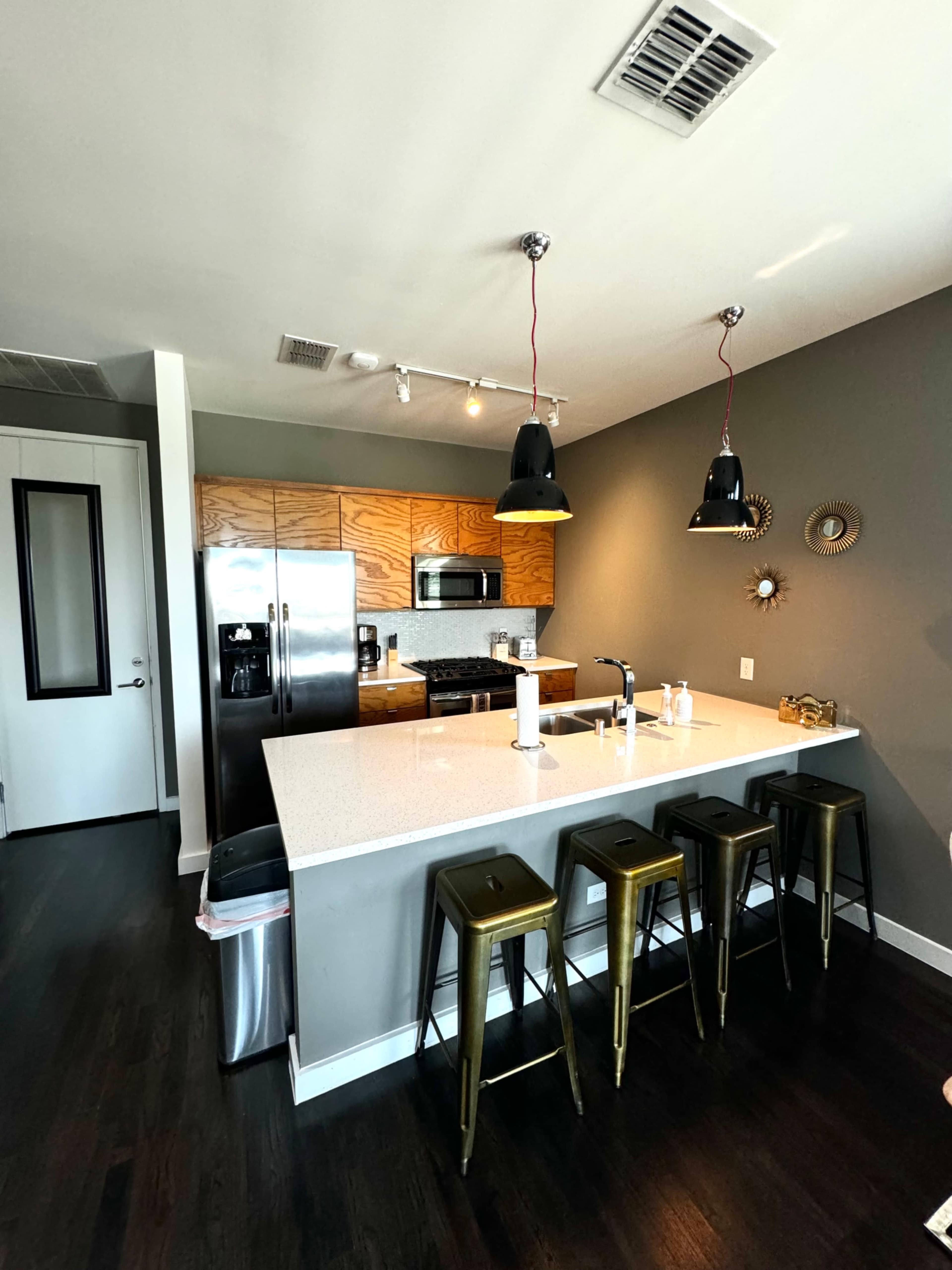 Luxury Mid-century Modern Apartment in Preston Hollow Image in Northwest Dallas, Dallas, TX