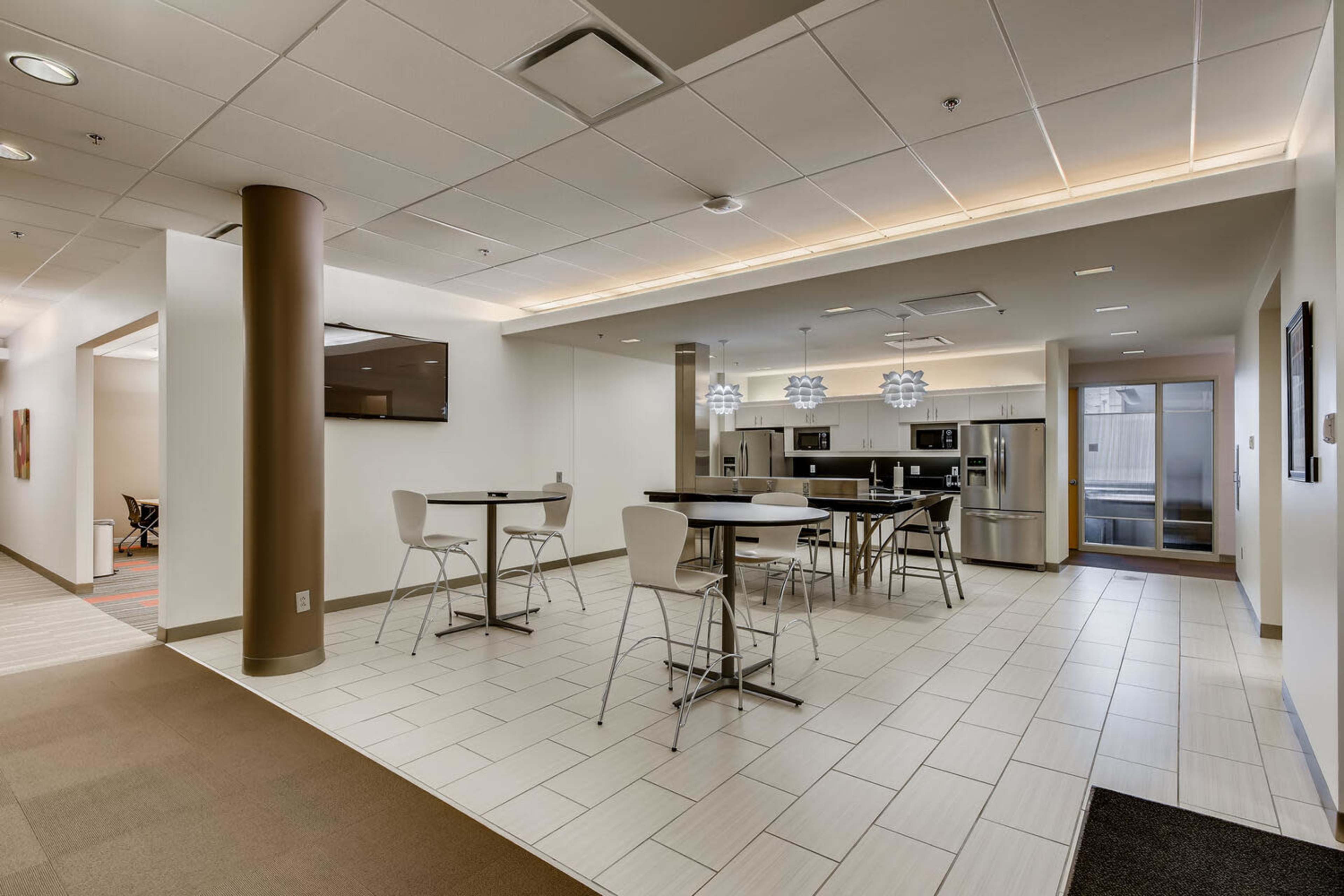 Meeting Room 3 Image in Easton, Columbus, OH