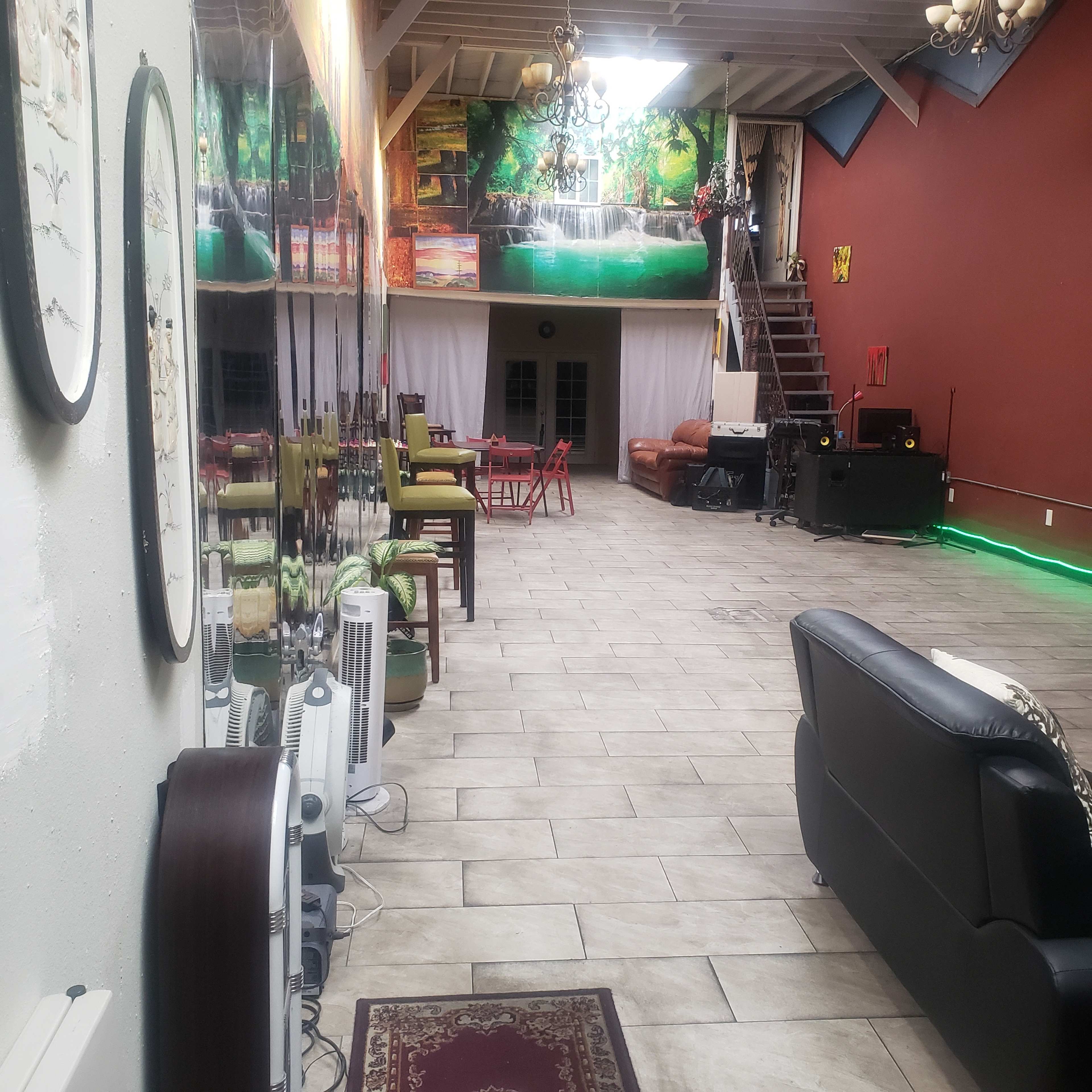 Rehersal space Image in South Los Angeles, Los Angeles, CA