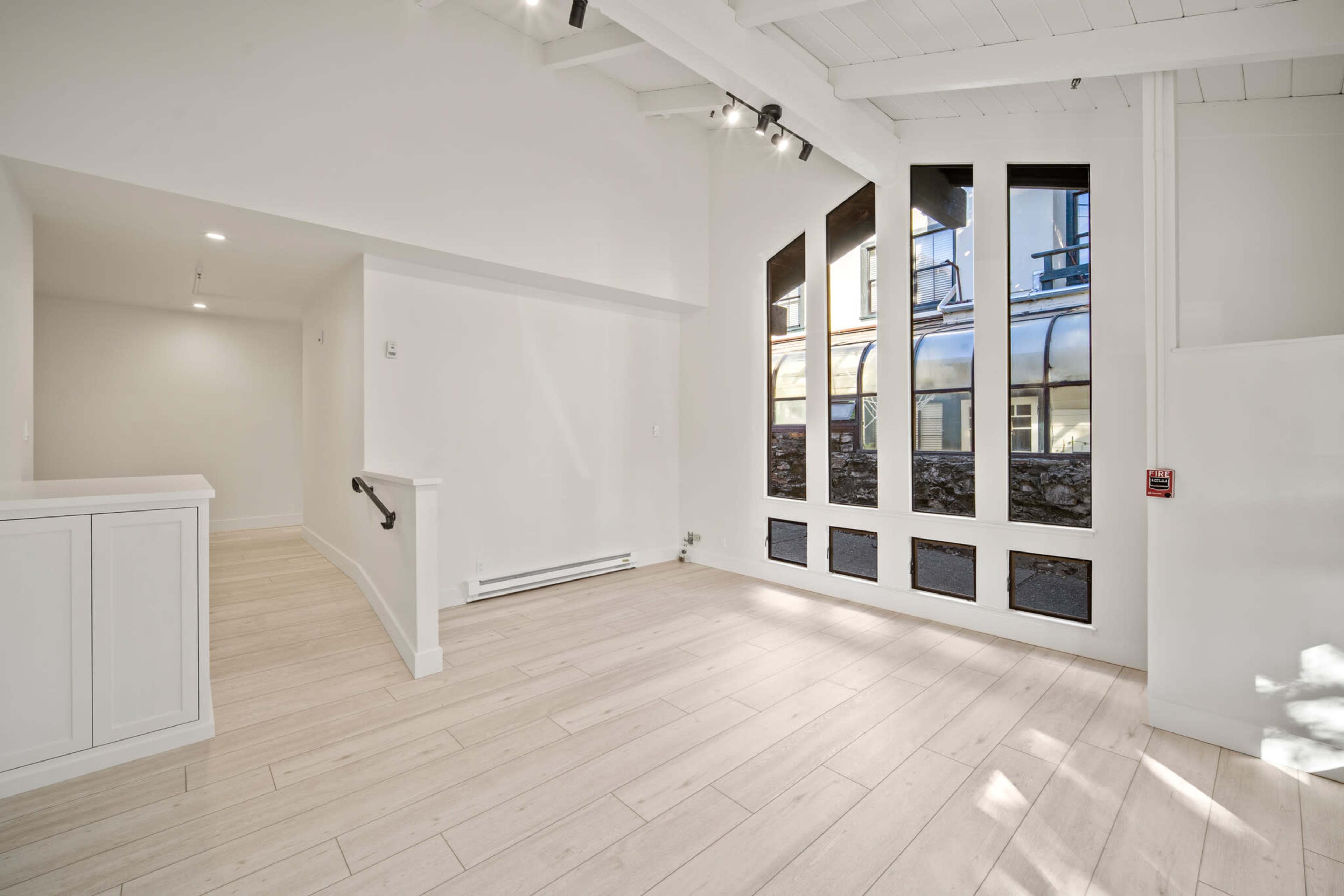 Beautiful studio with large windows, natural light and a large open space in Carmel-by-the-Sea Image in Golden Rectangle, Carmel-by-the-Sea, CA