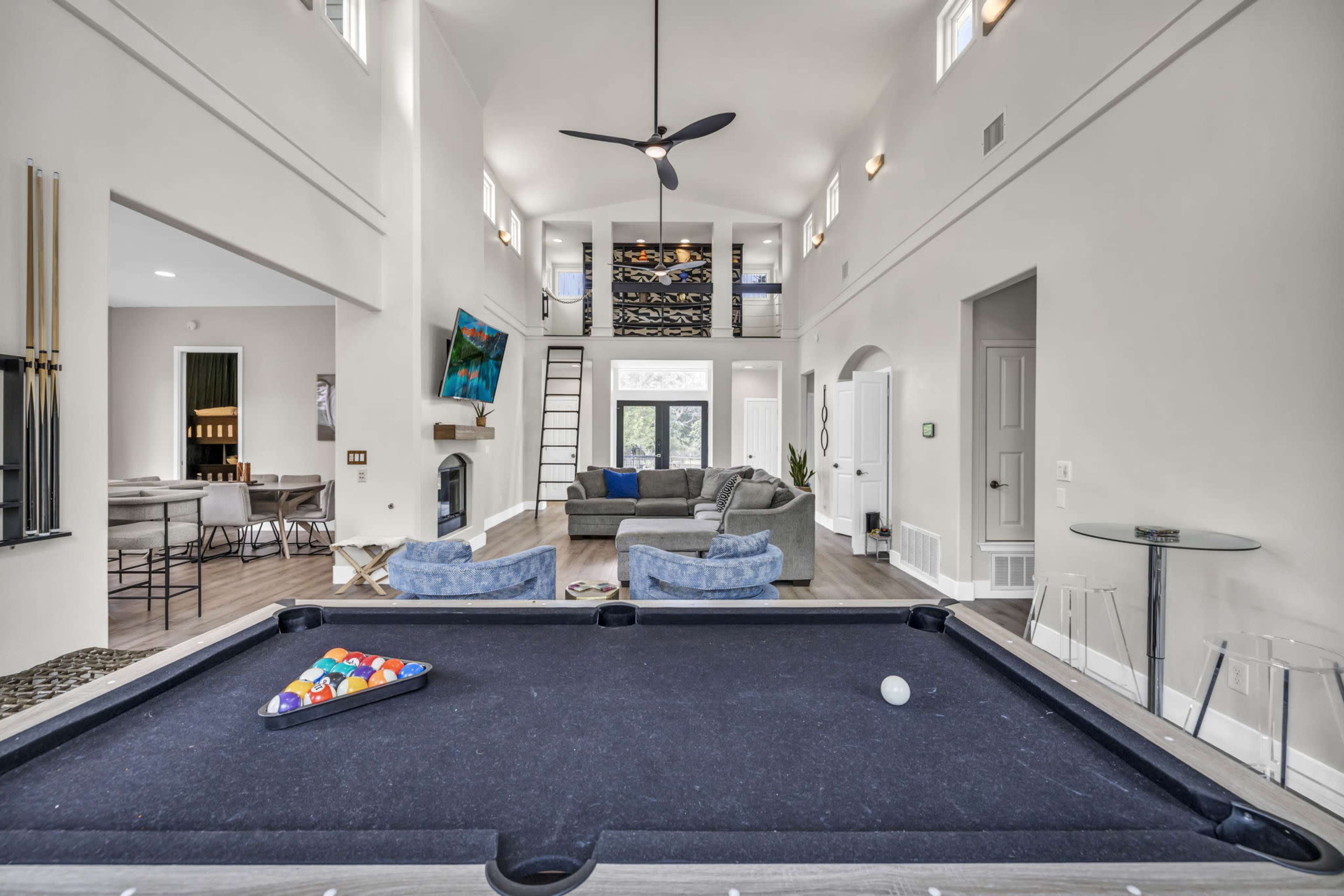 Retreat-Style Villa Located in Austin's Hill Country with Goats and Chickens! Image in Bear Creek, Austin, TX