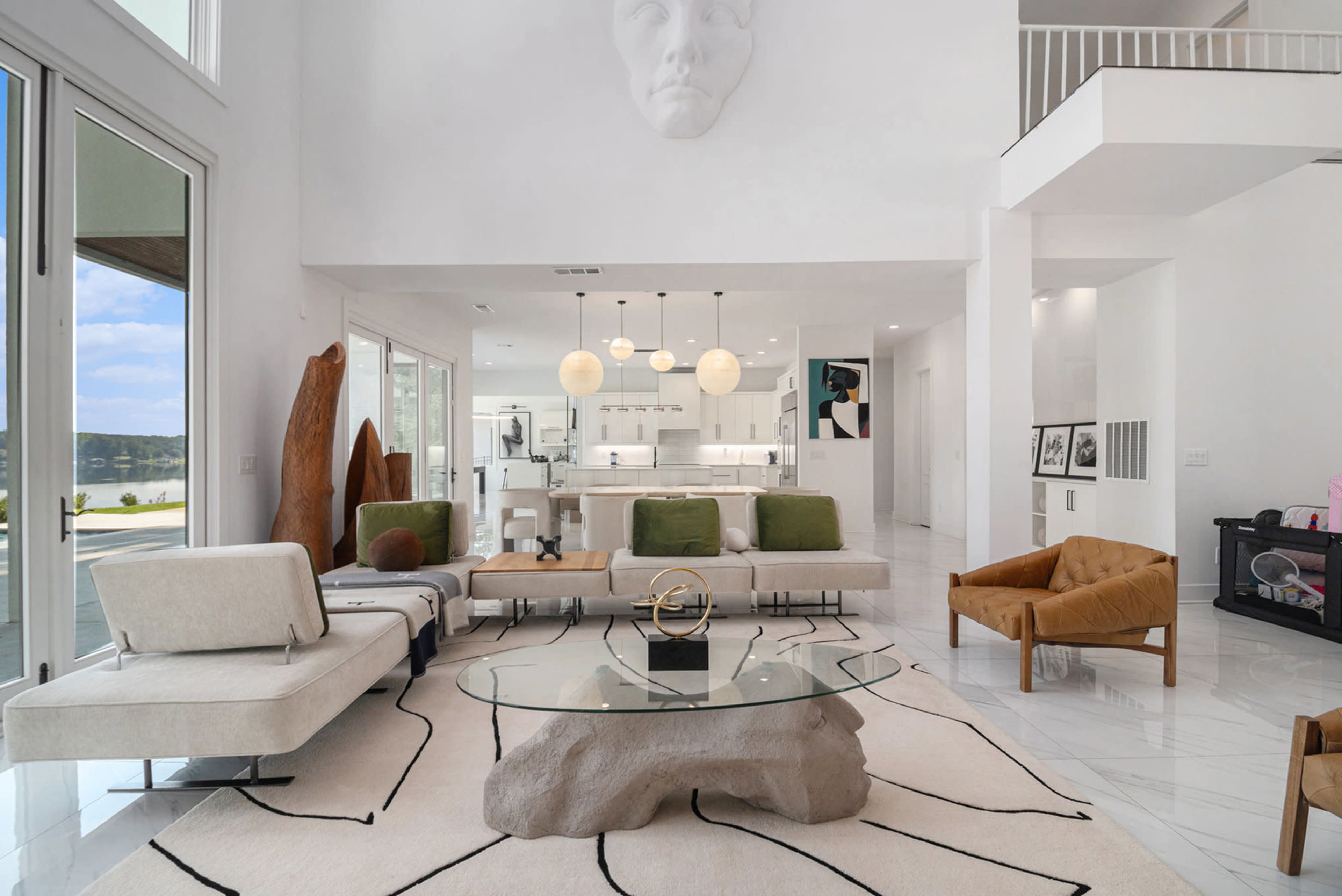 The Luxe Lakeside Retreat Image in , Atlanta Georgia, GA