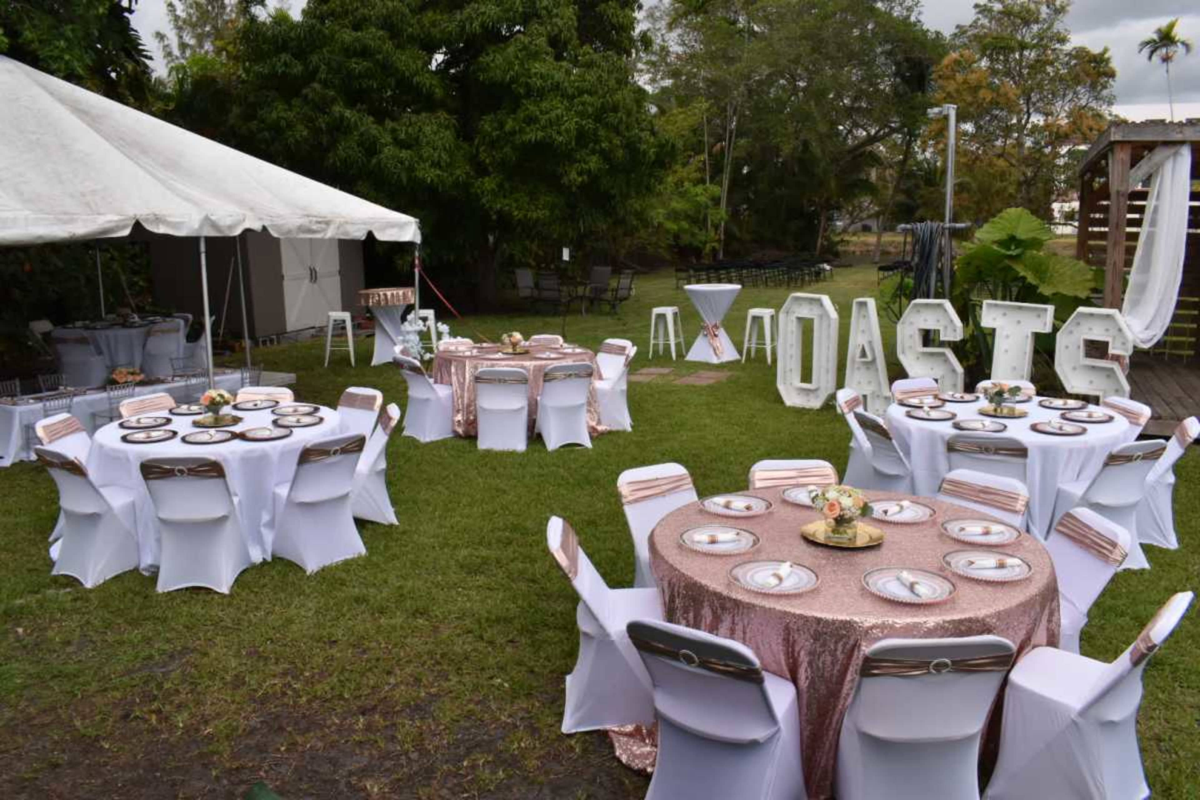 Oasis in the Gardens Image in Biscayne Gardens, Miami, FL