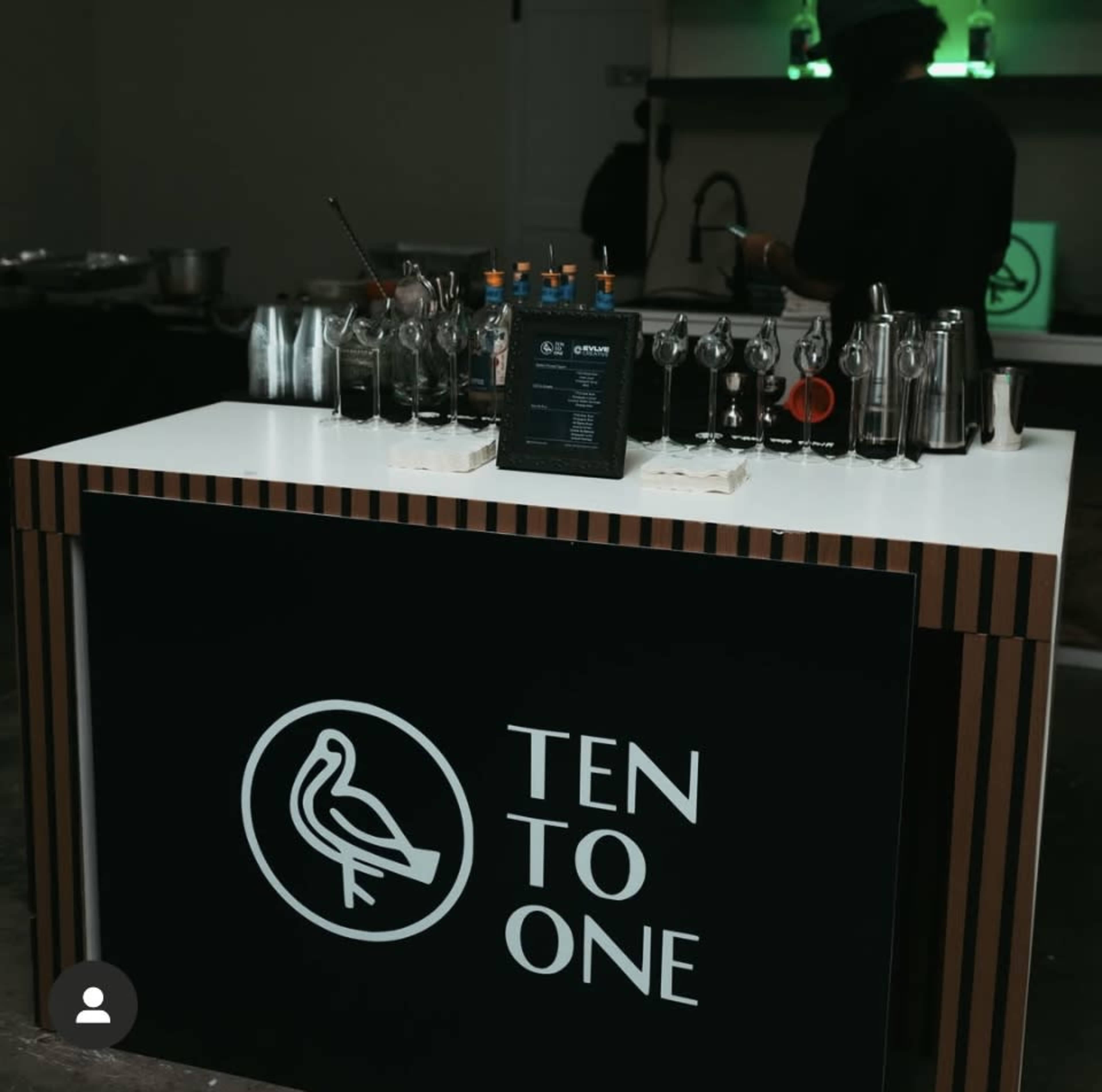 Modern Soho Studio located in Bridgeport with High Ceilings + Beautiful Light Image in South Side, chicago, IL