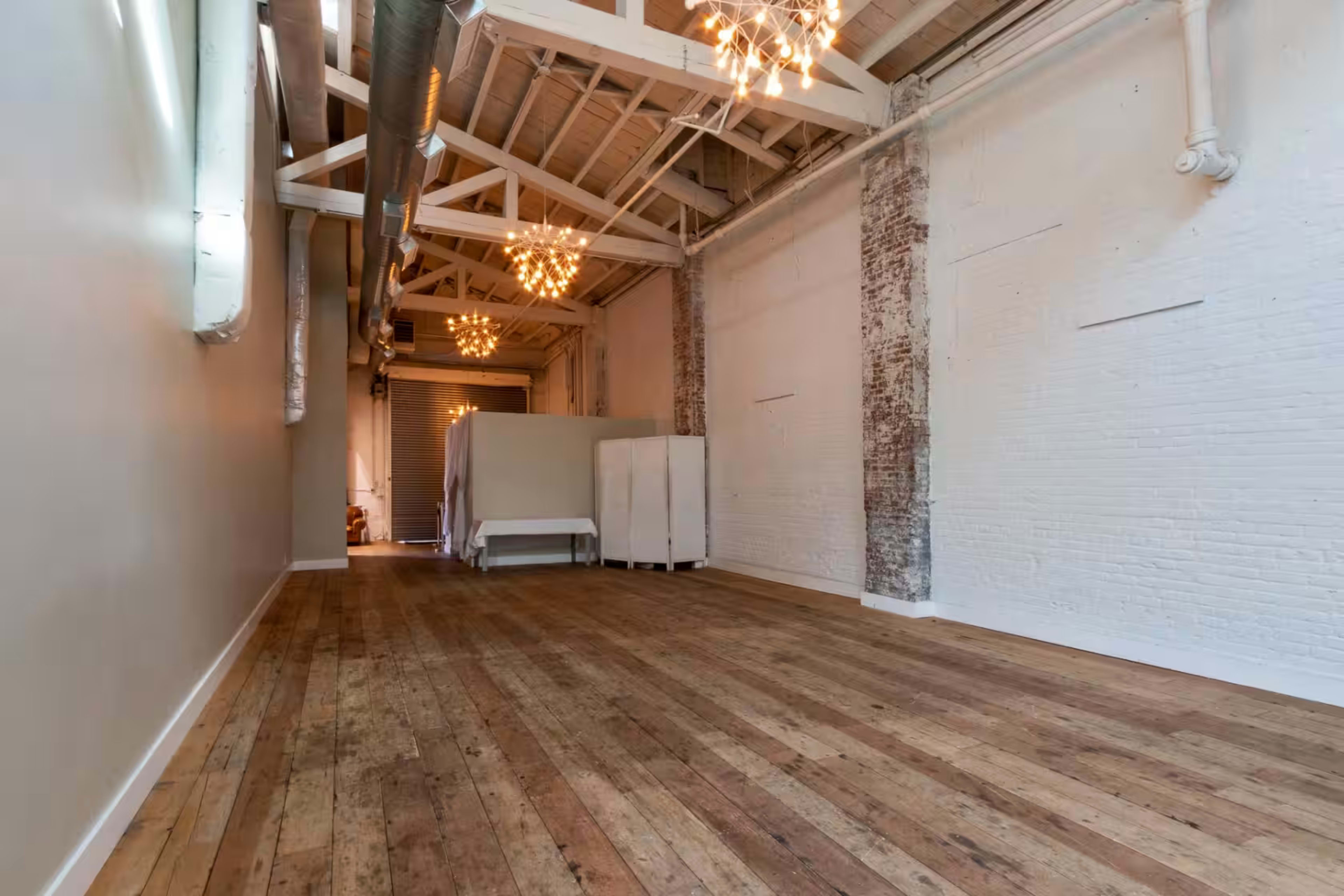 Creative Studio Space | Flexible Event Venue | Industrial Loft Image in Gowanus, Brooklyn, NY