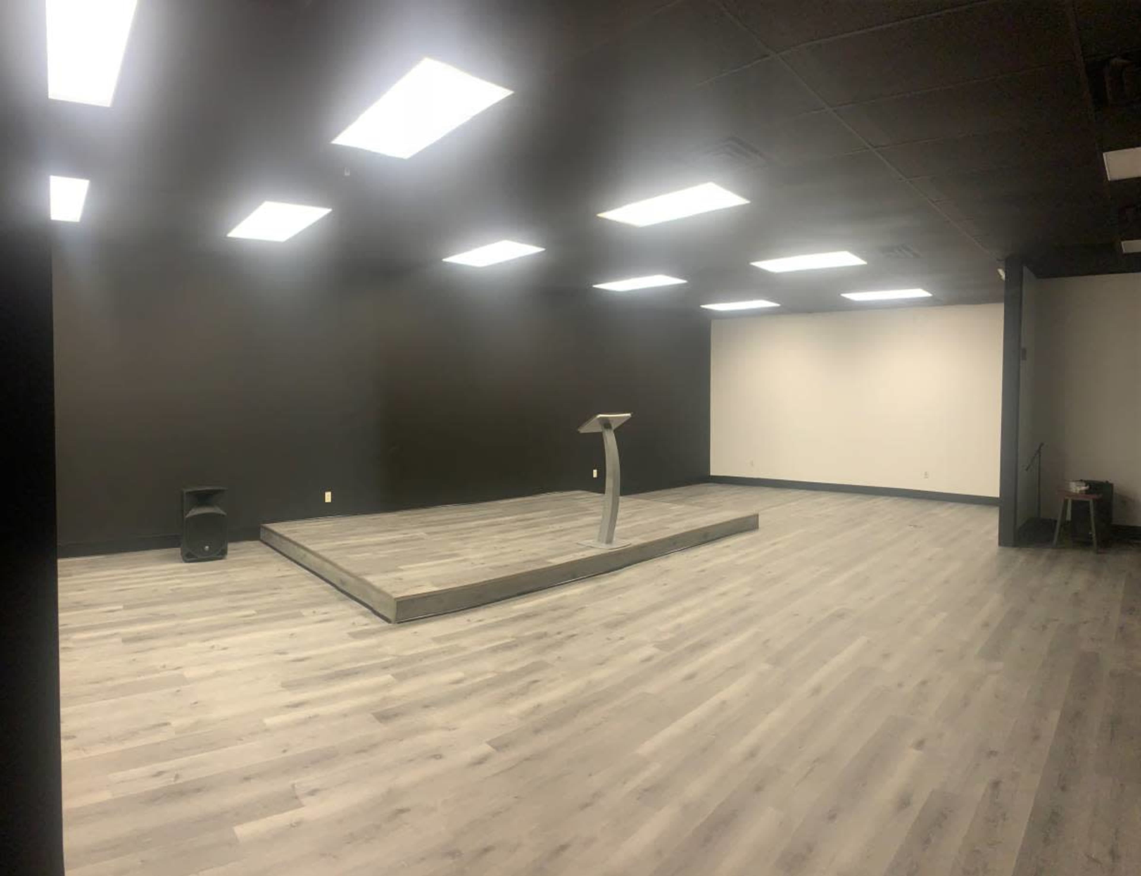 Launch your business event, host your Pop-Up Shop,  Event space and Co-working Space Image in Northfield, Northfield Village, OH