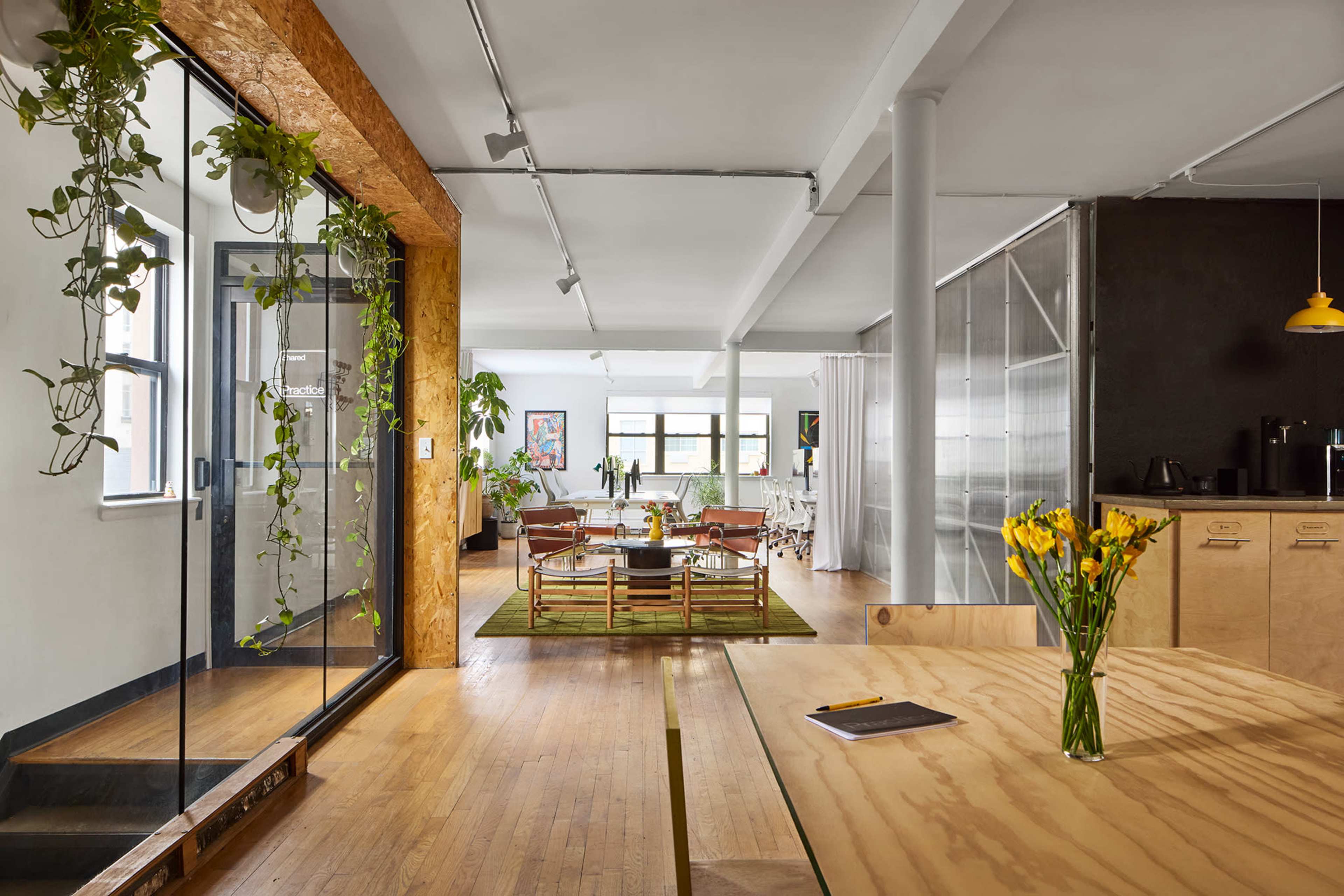 Creative Party, Event and Workshop Space with Full Bar Image in Williamsburg, BROOKLYN, NY