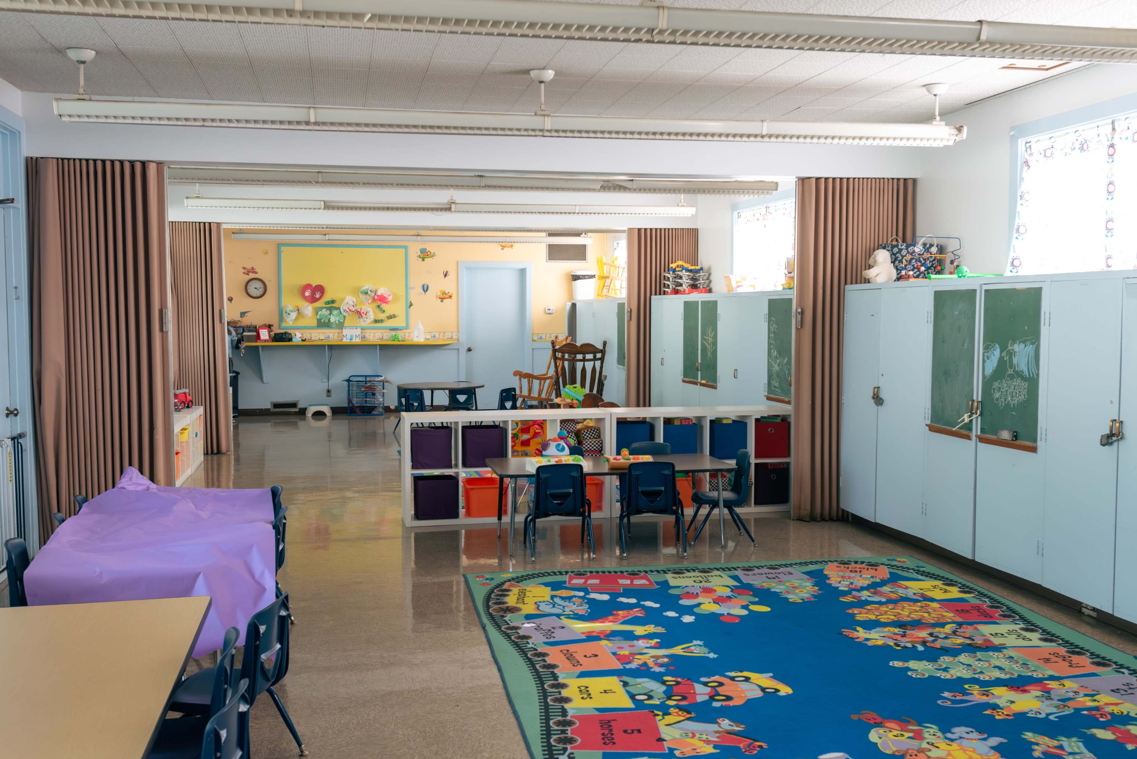 School Building with Social Hall and Kitchen Image in Valley Glen, Van Nuys, CA
