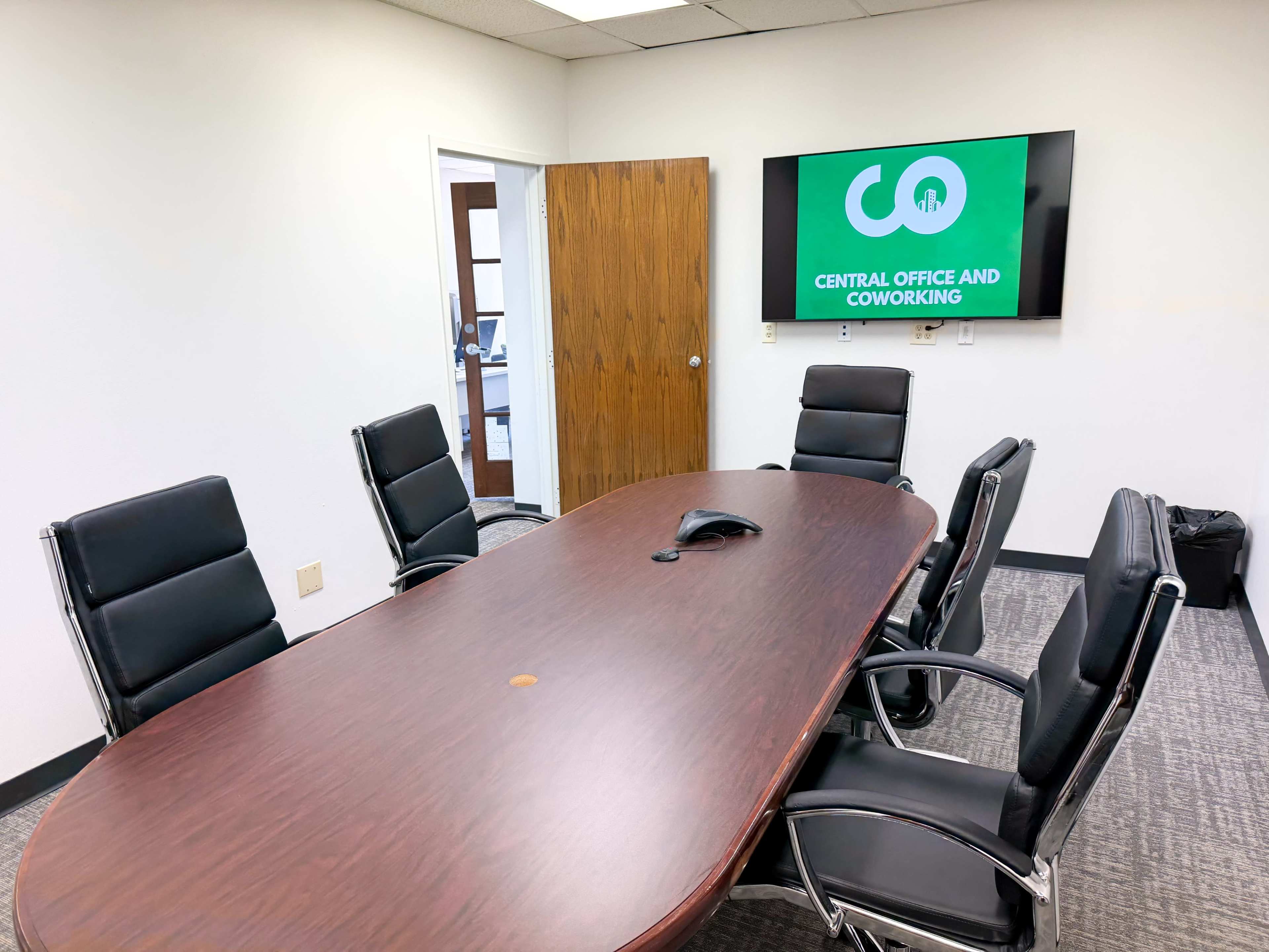 Executive Conference Room Image in Bedford, Bedford, TX