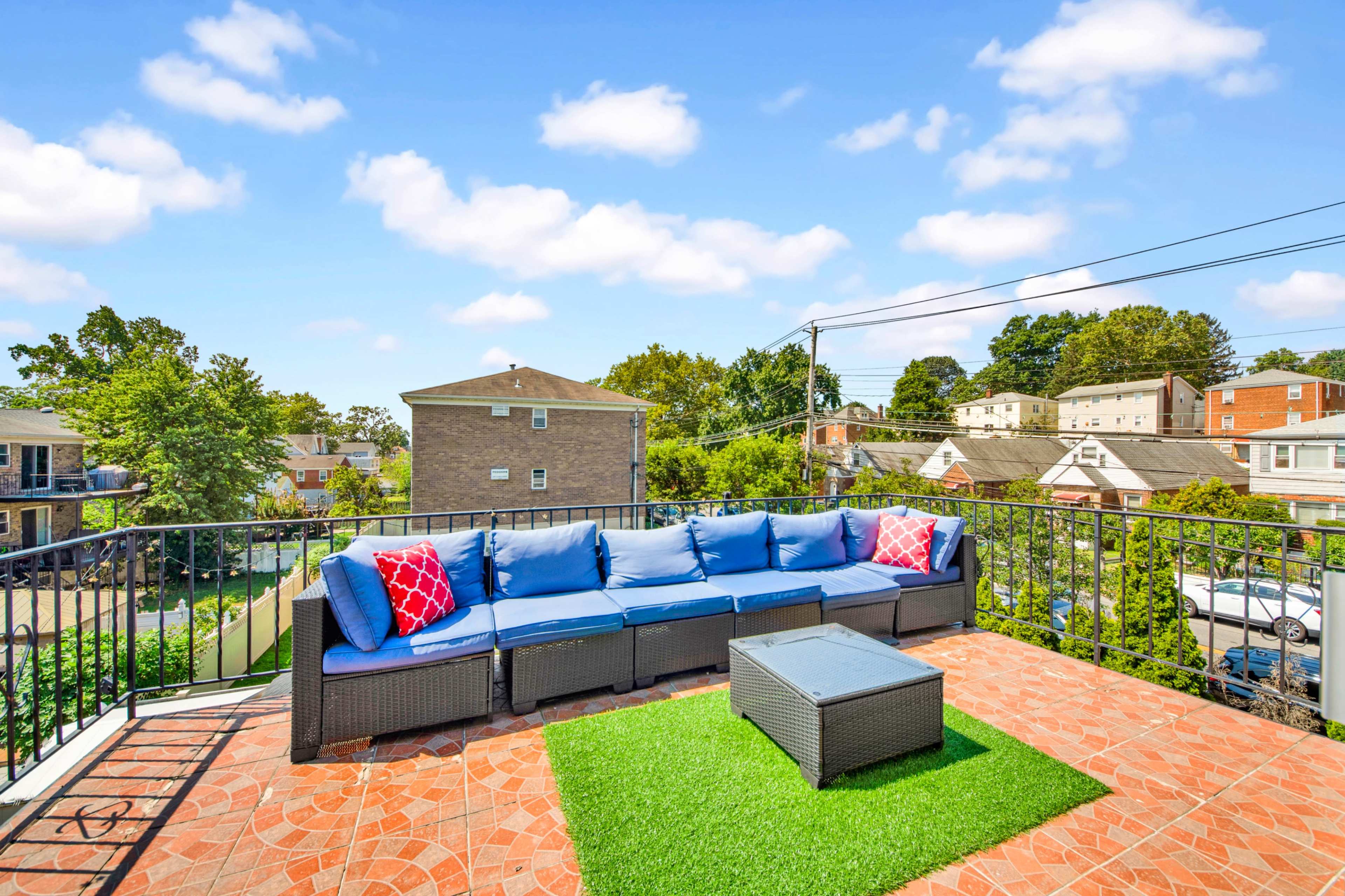 NYC Escape Balcony Views and Gameroom Image in Southeast Yonkers, Yonkers, NY