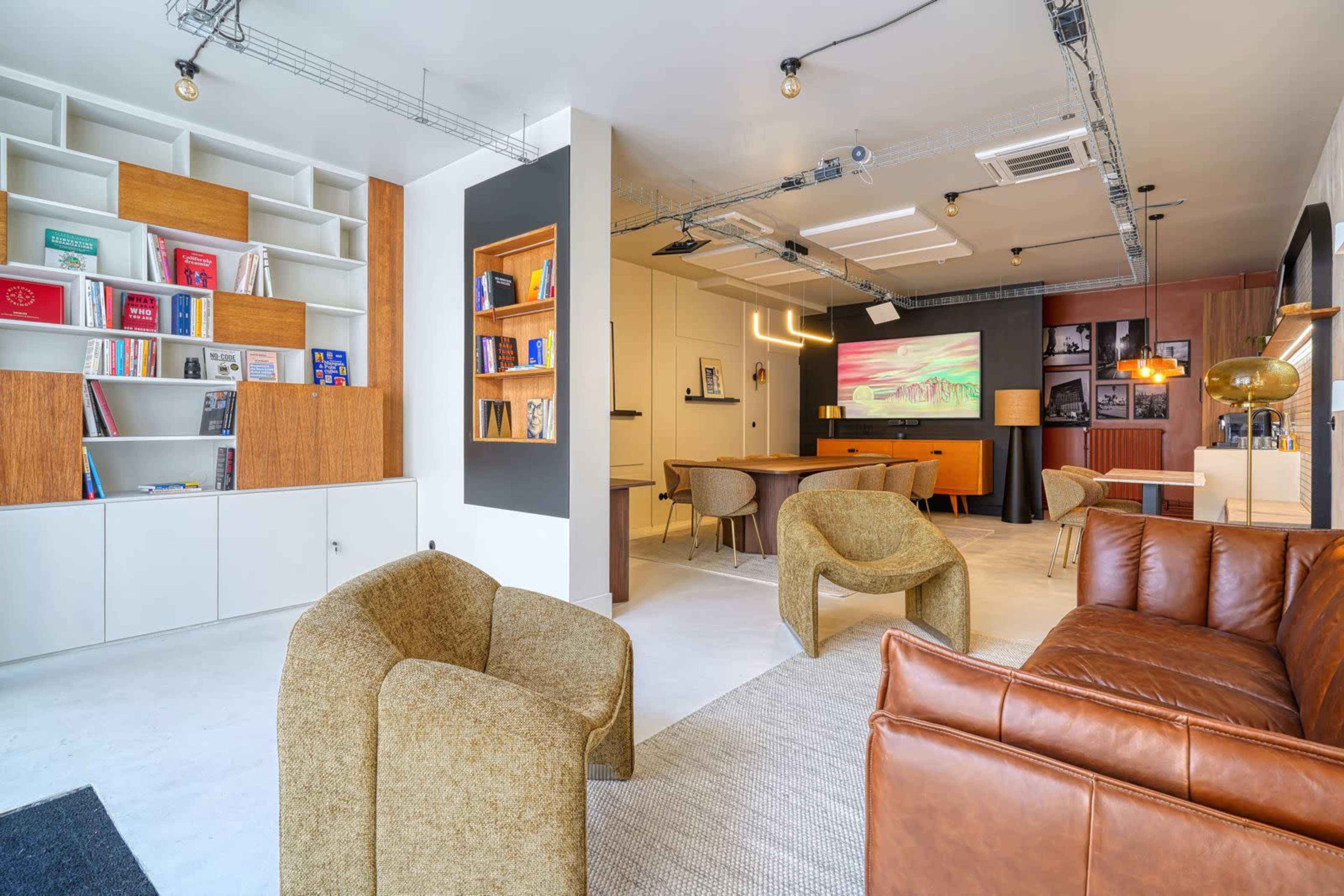 Espace pour réunions, shootings photo et enregistrements de podcast Image in Batignolles, Paris