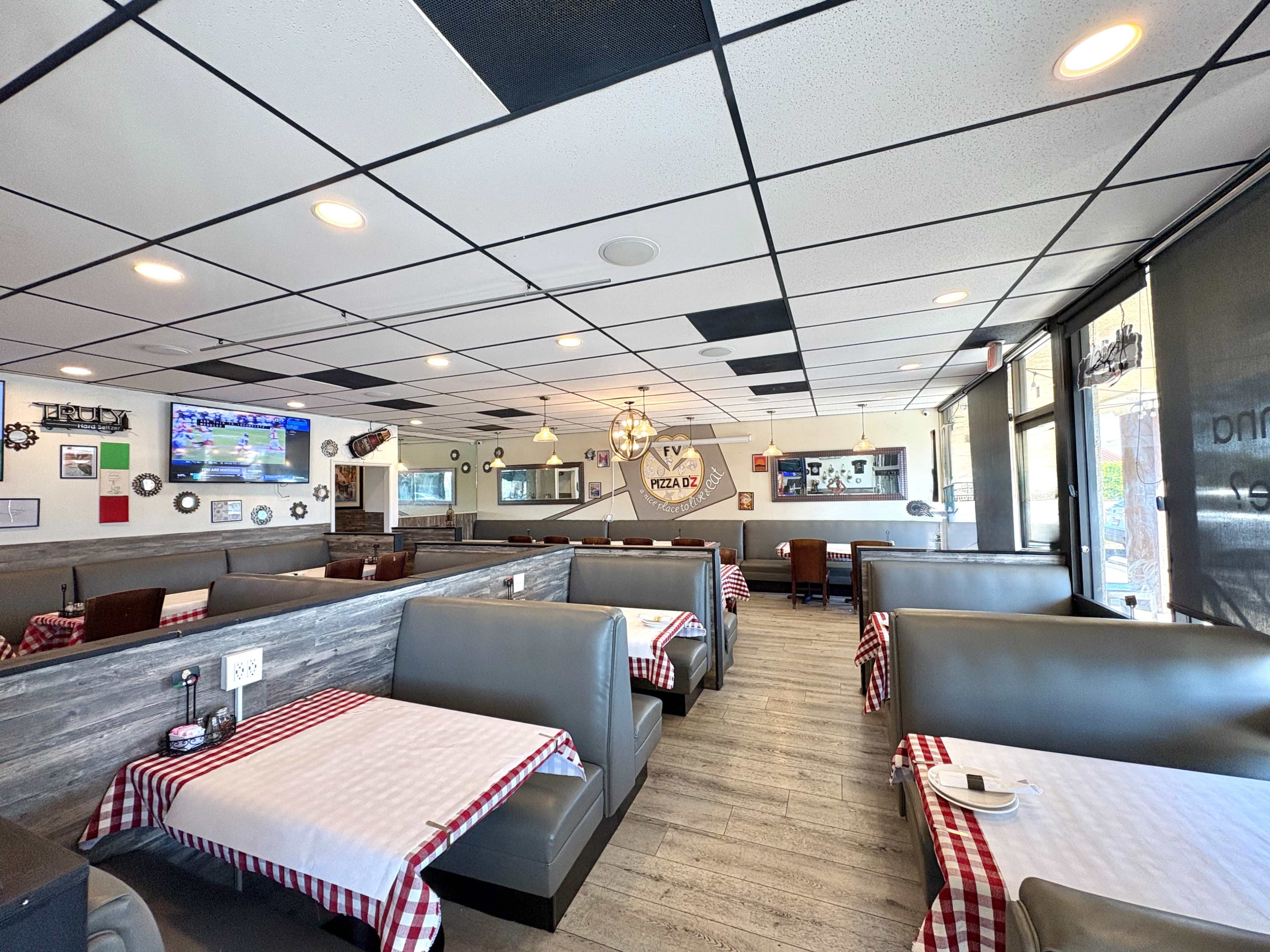 Cozy & Spacious Event Space – Food & Drinks Available Image in Green Valley, Fountain Valley, CA