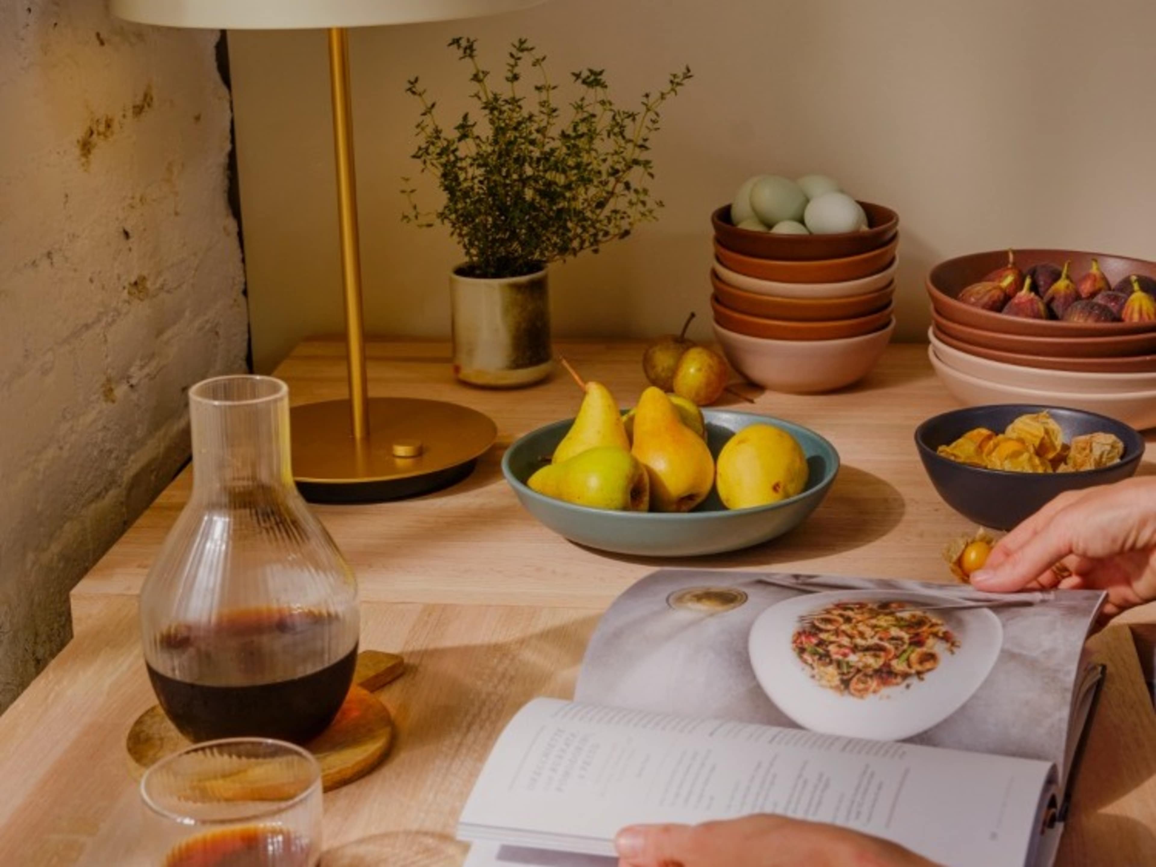 Premium Myrth Ceramic Tableware & Prop Rental