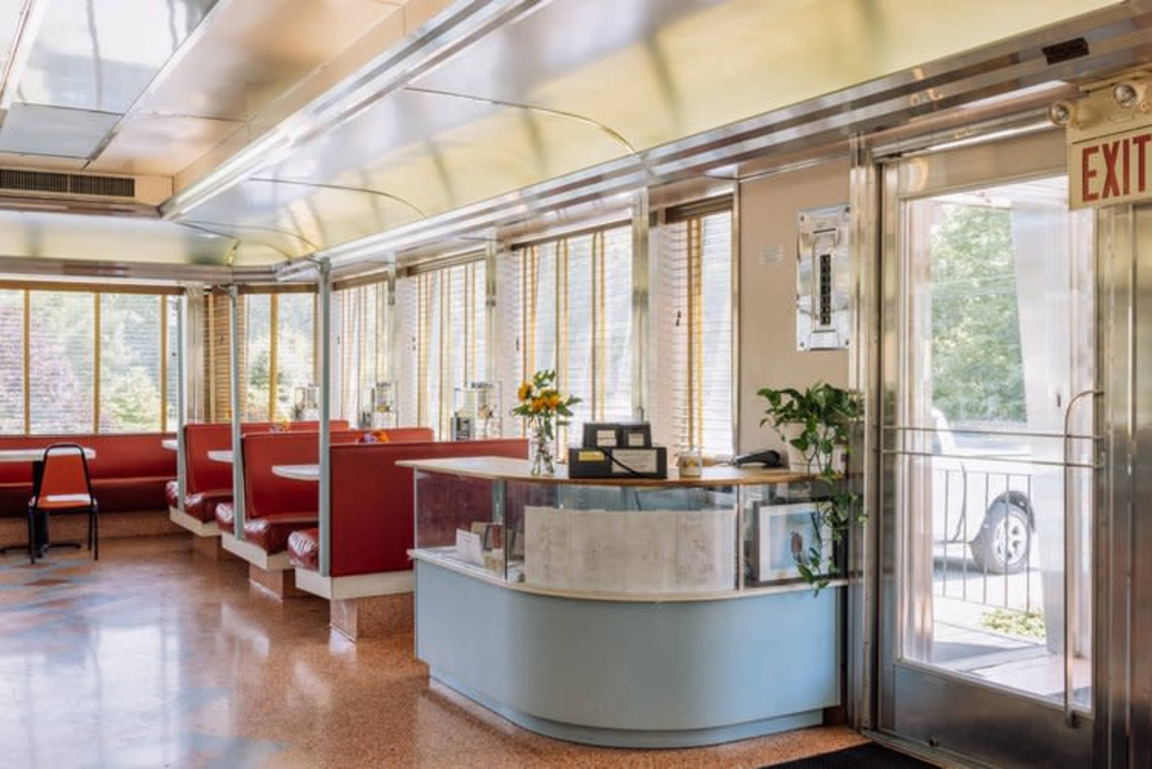 Authentic 1950's Diner on a lake Image in Elizaville, Elizaville, NY