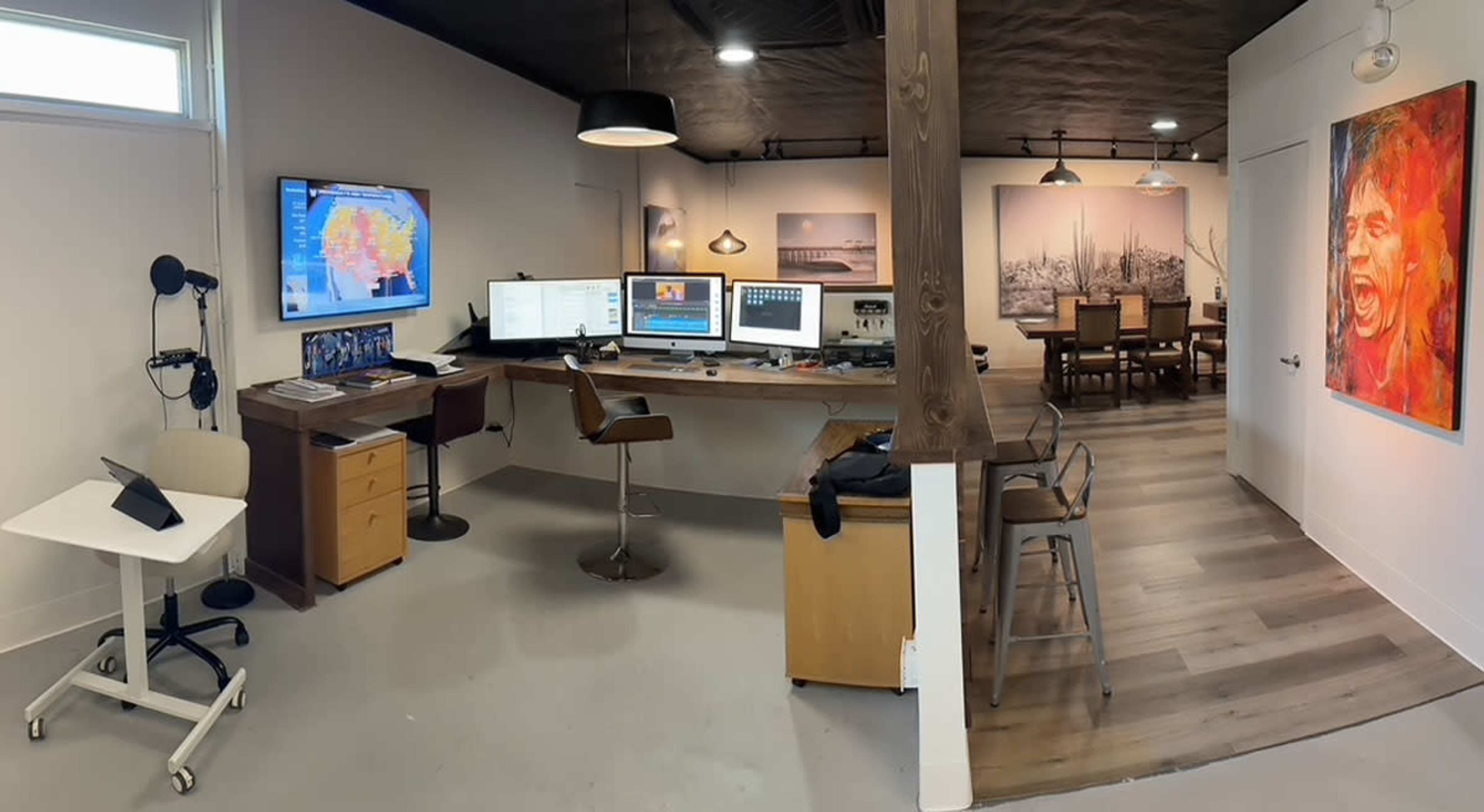 Versatile Video and Podcast Studio Image in South Oceanside, Oceanside, CA