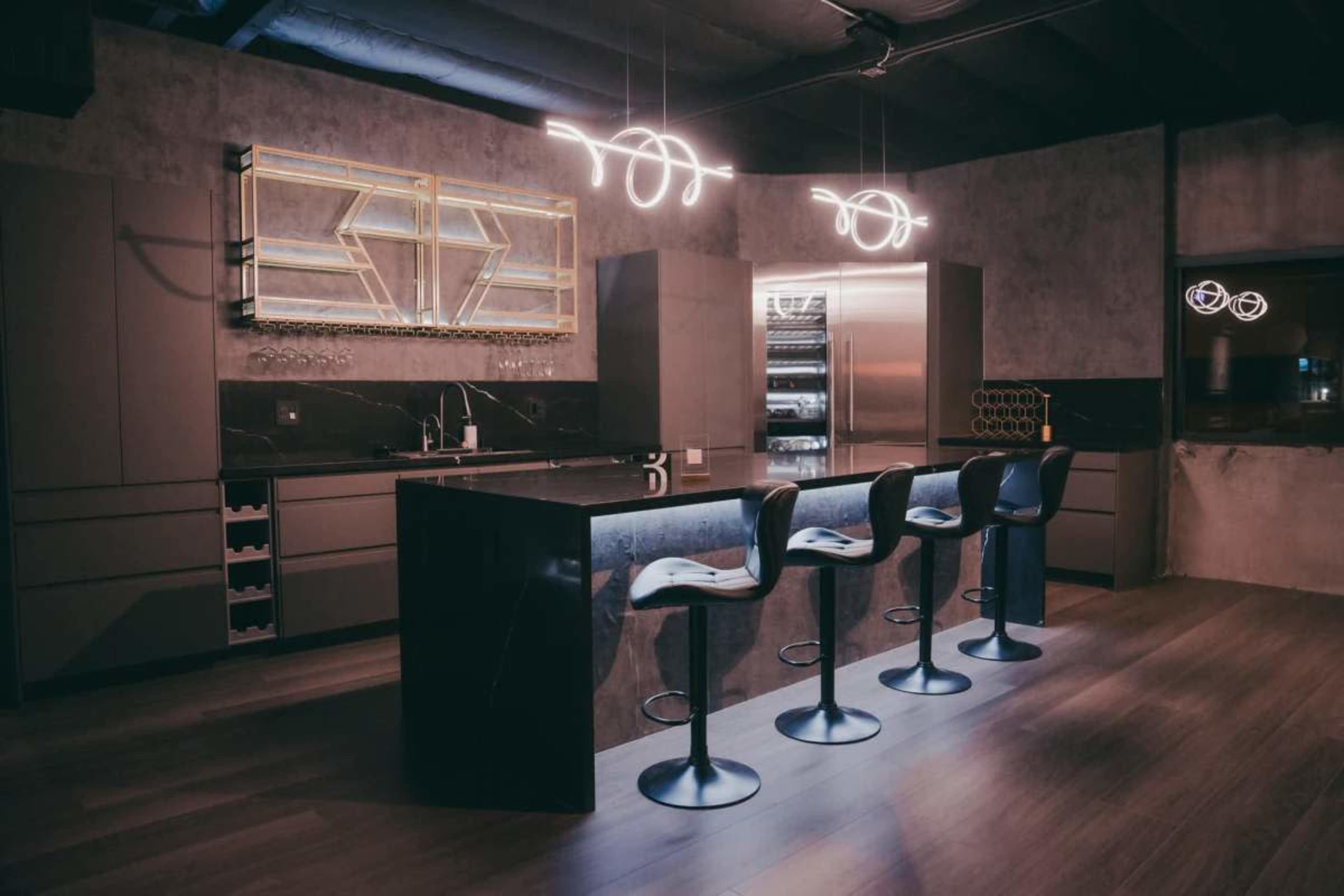 Luxury Event Space With Contemporary Loft Image in Glen Eden, Hayward, CA