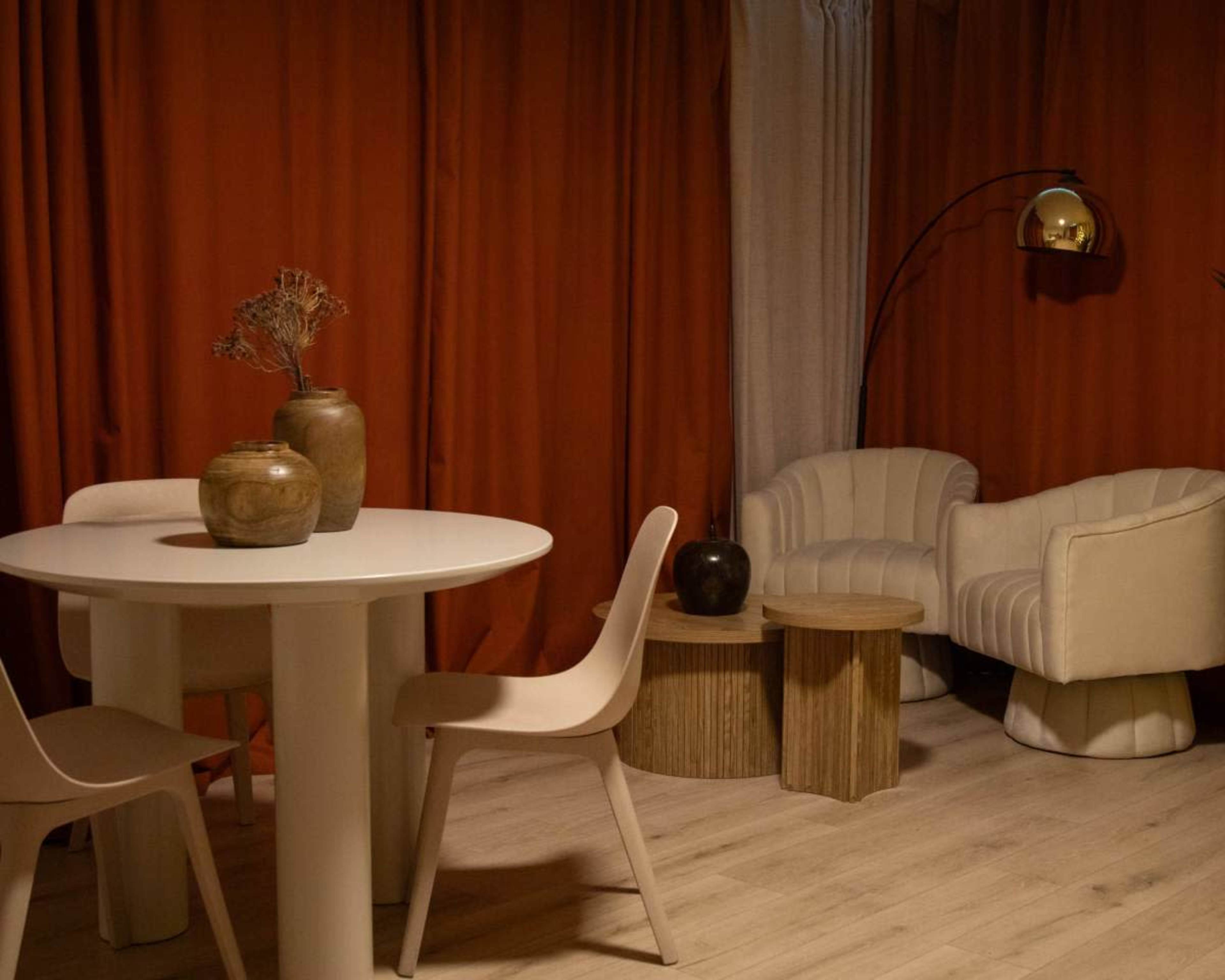 Modern Podcast and Meeting Space for Intimate Events Image in Santa Fe Springs, Santa Fe Springs, CA