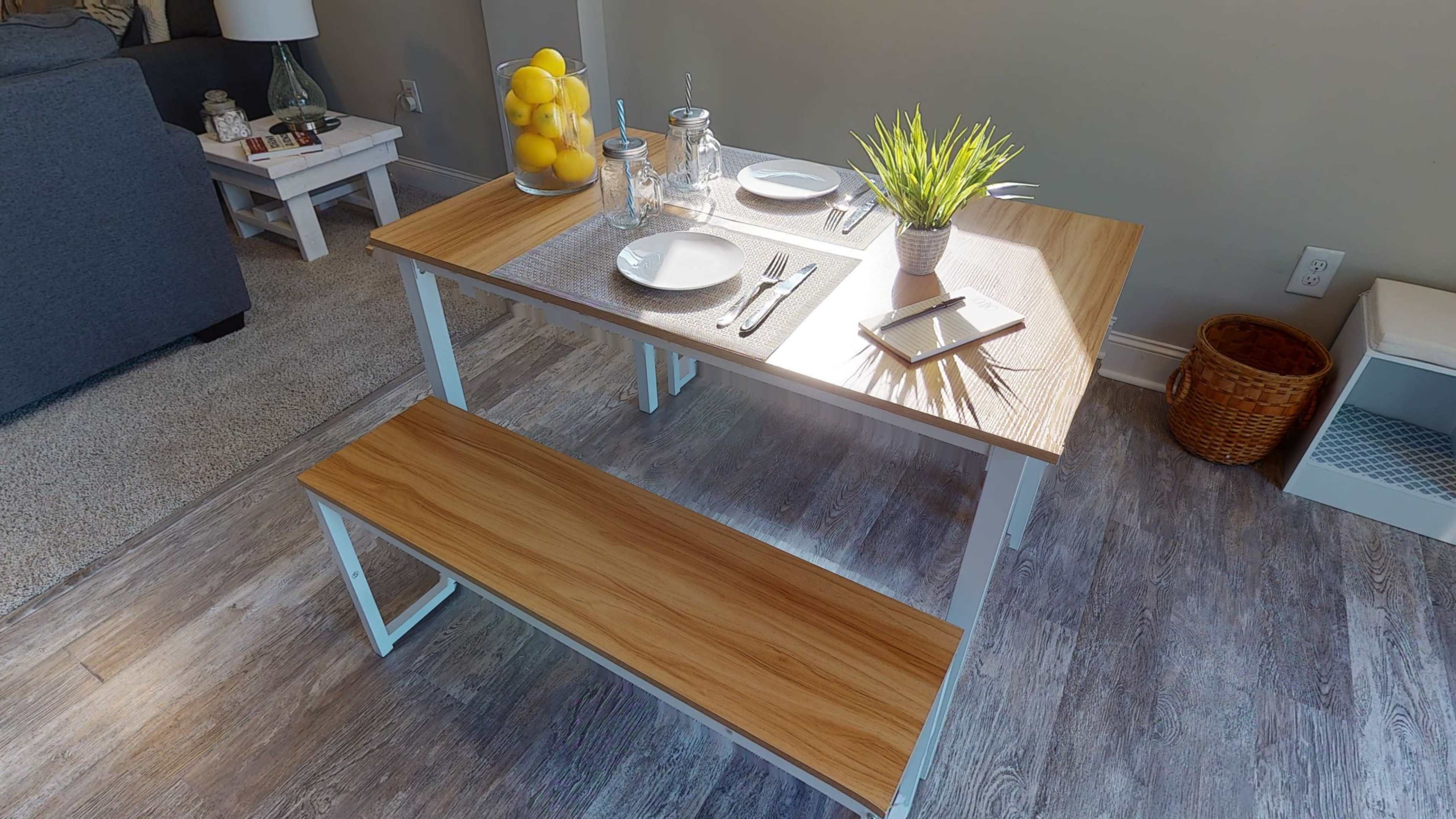 Bright + Cozy 1,000 sq ft Creative Studio & Day Office (Private Entrance)” Image in Hermitage, Hermitage, TN