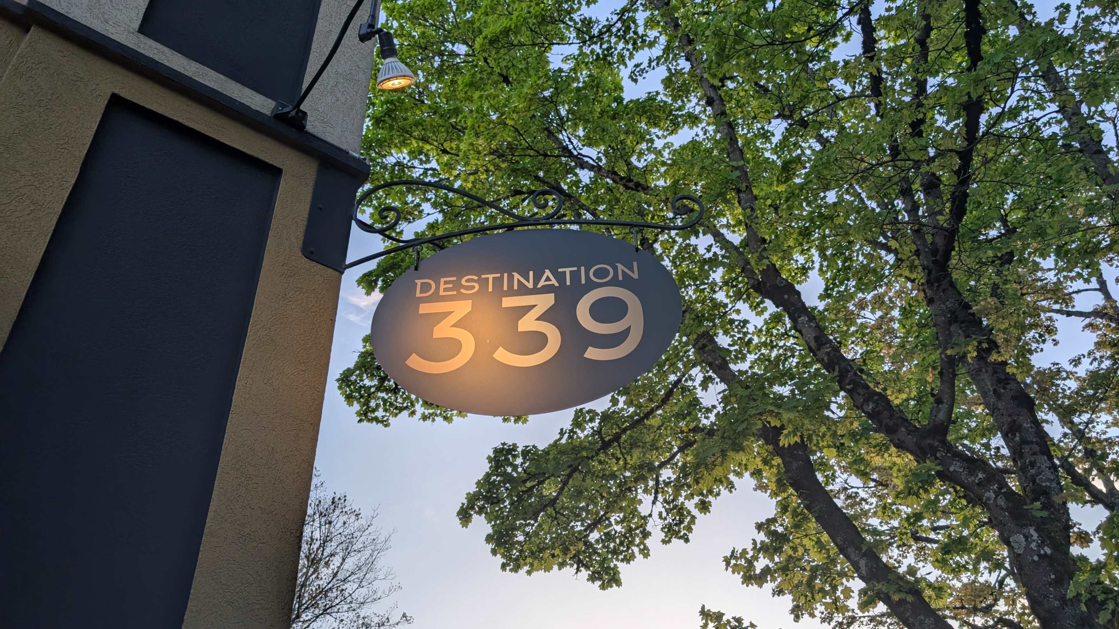 Charming Newly Renovated Open Floor Plan Event Space in the Heart of Downtown Camas Image in Camas, Camas, WA