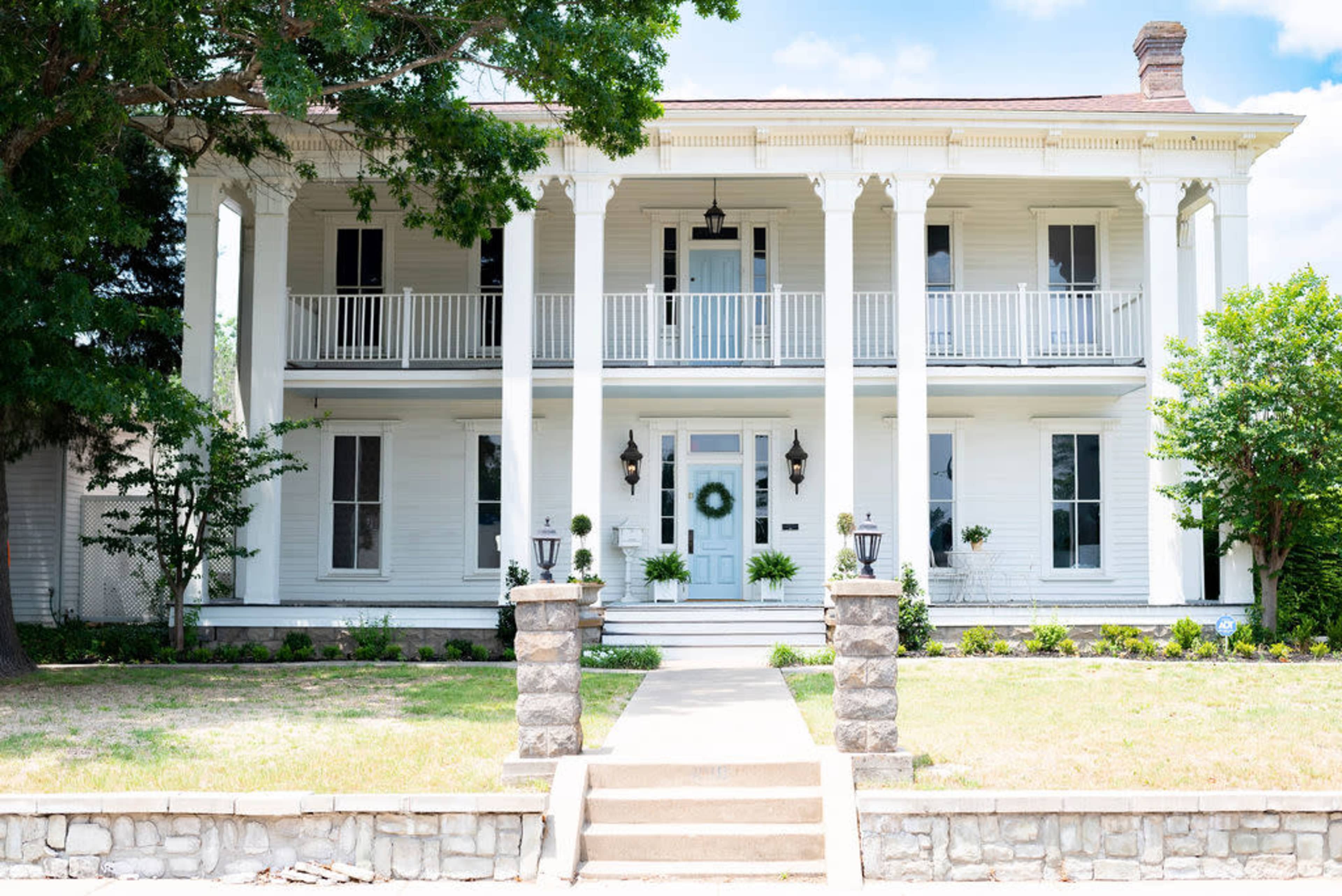Historic southern home with six cottages (The Bingham Estate) Image in McKinney, mckinney, TX