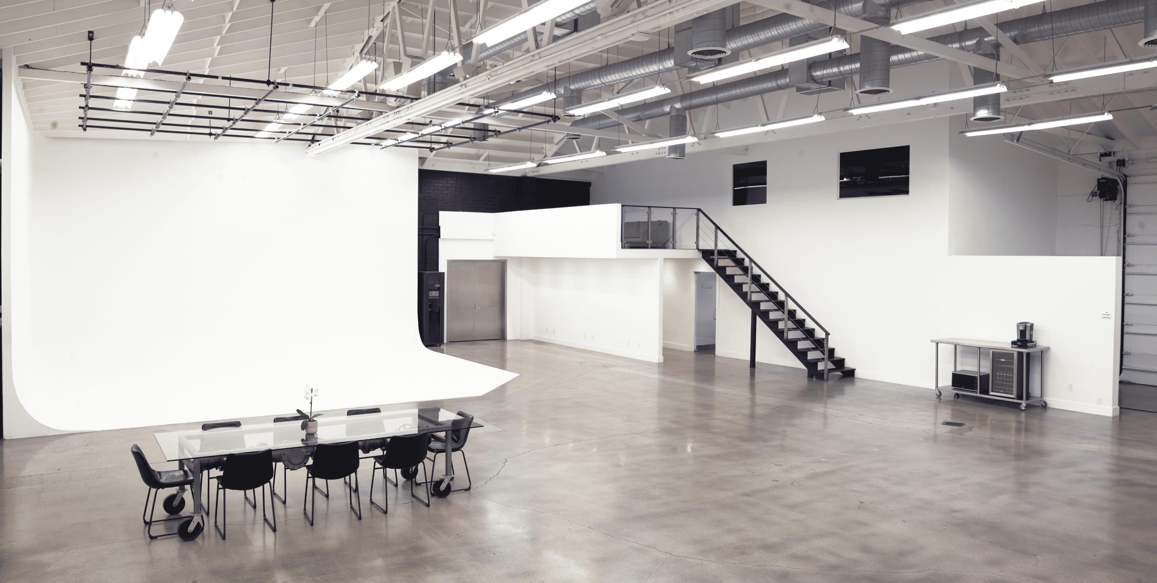 STAGE 1 - 4,000+ Sq.Ft. Studio Image in Boyle Heights, Los Angeles, CA