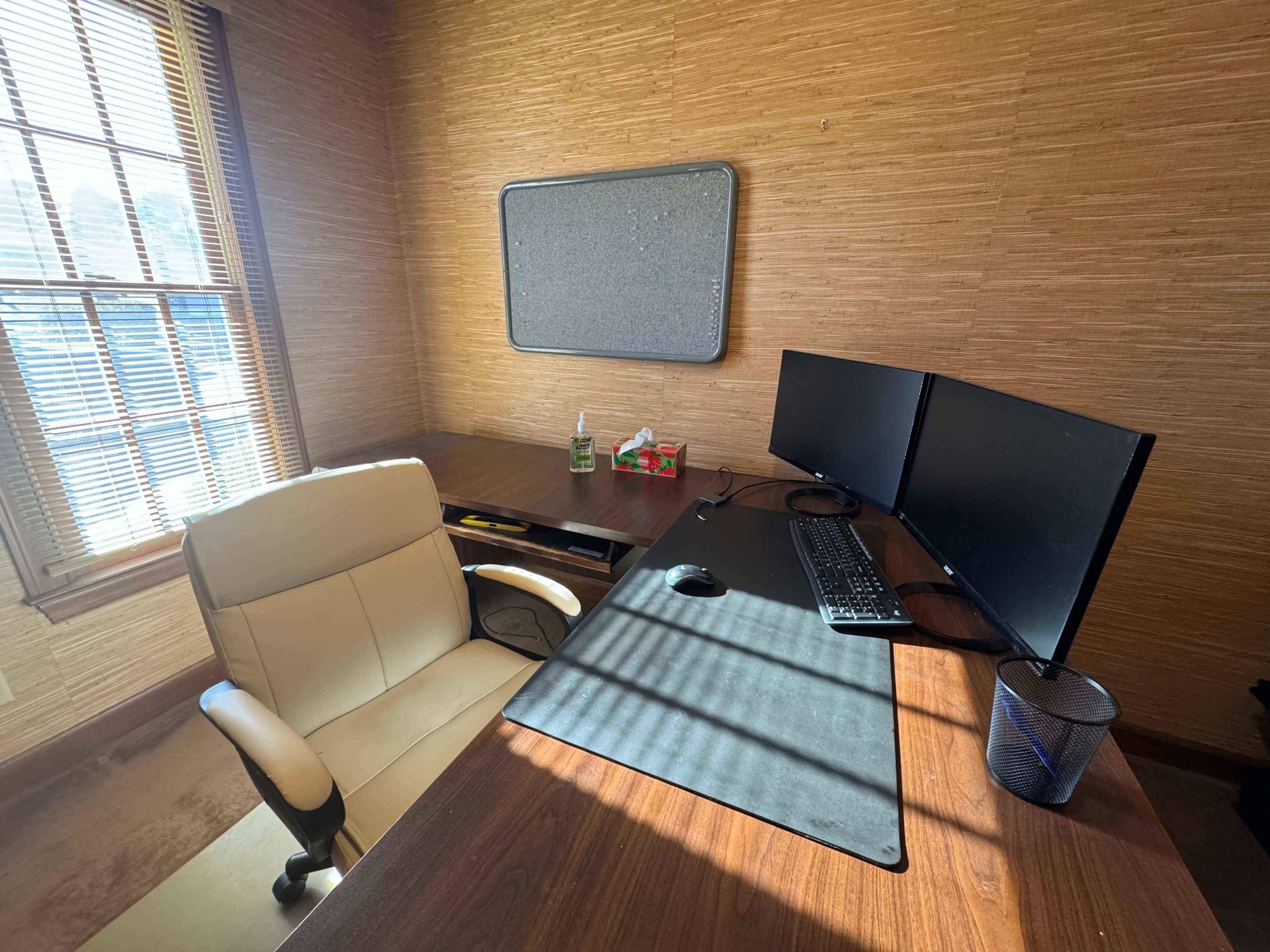 Fully Equipped Private Office – Ideal for Work & Meetings! Image in Durham, Durham, NC