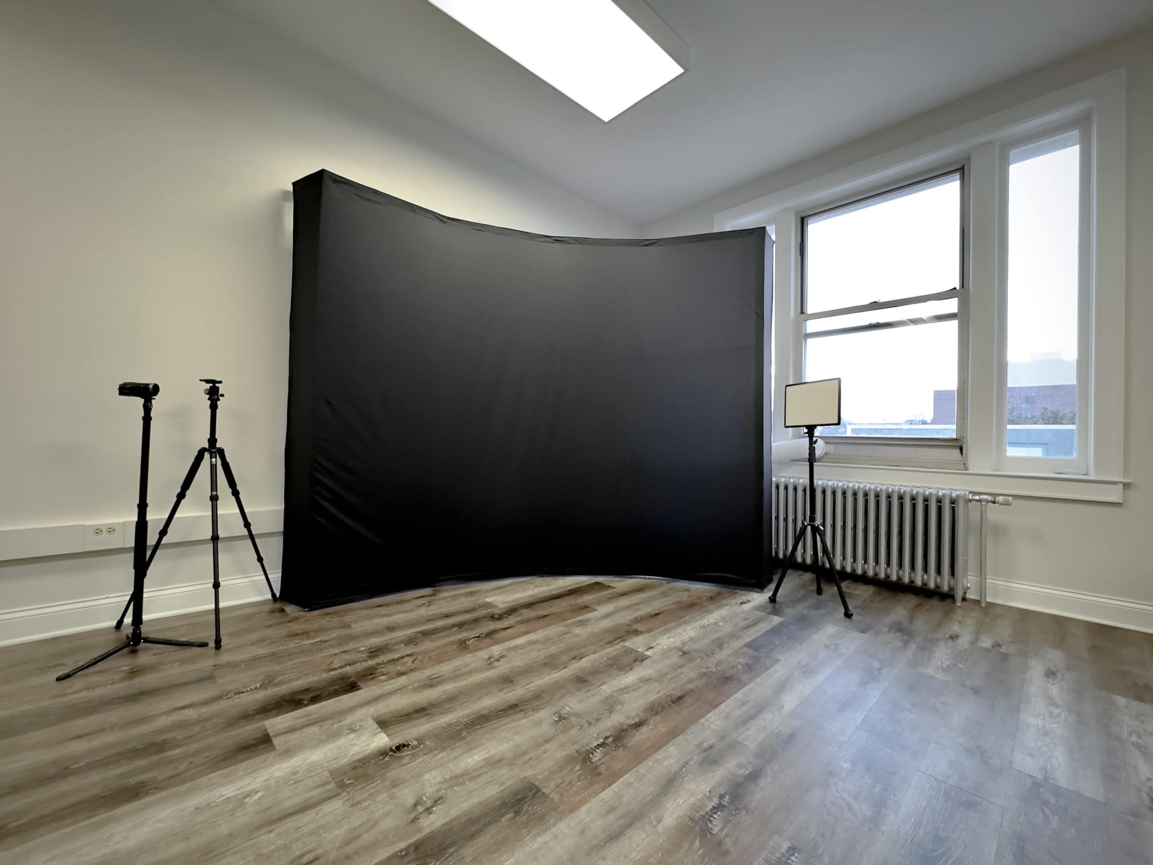 Downtown Wheaton Studio with Natural Light Image in Milton Township, Wheaton, IL
