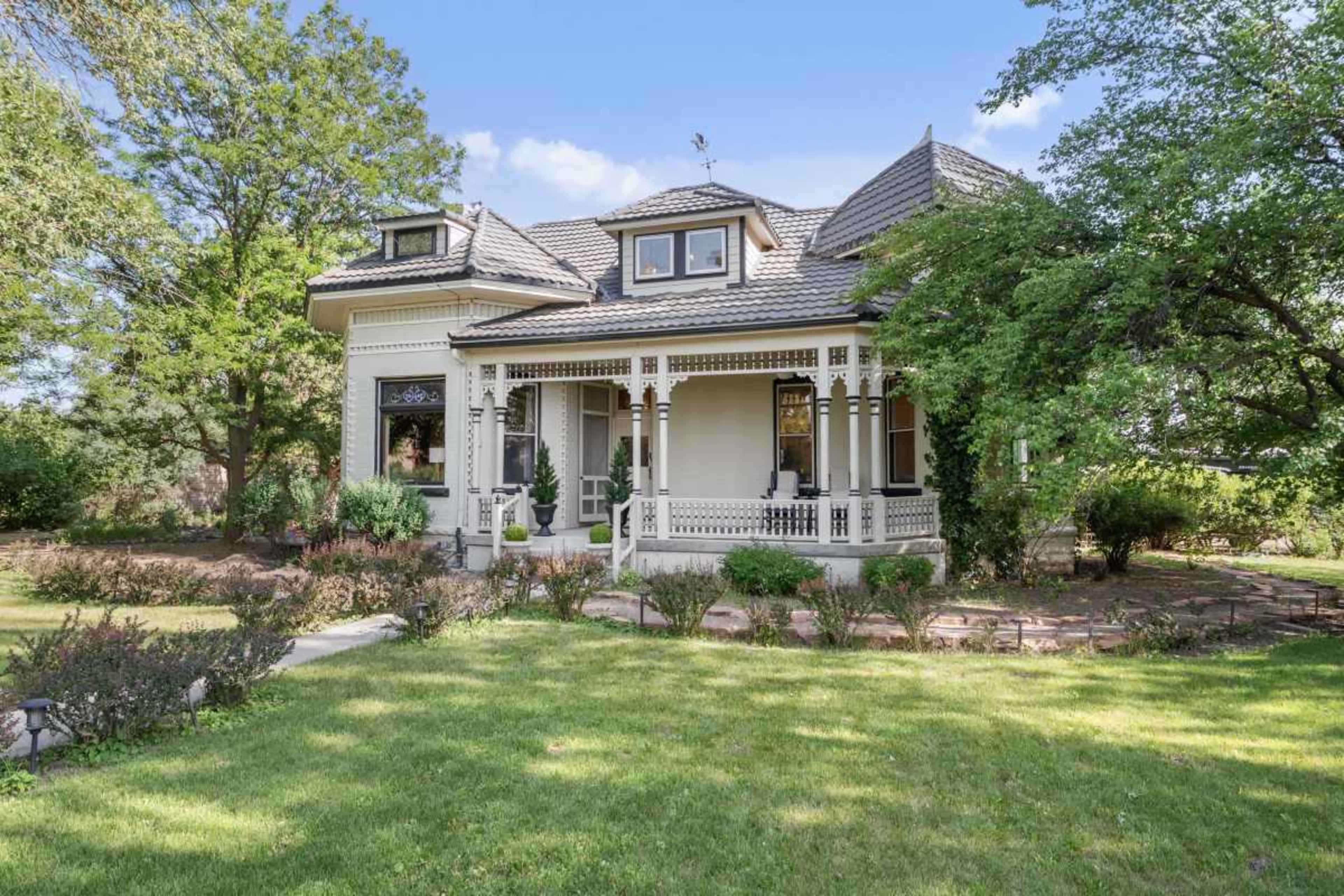 Beautifully Restored 1890 Queen Anne Victorian Home in Downtown Heber City Image in Heber City, Heber City, UT